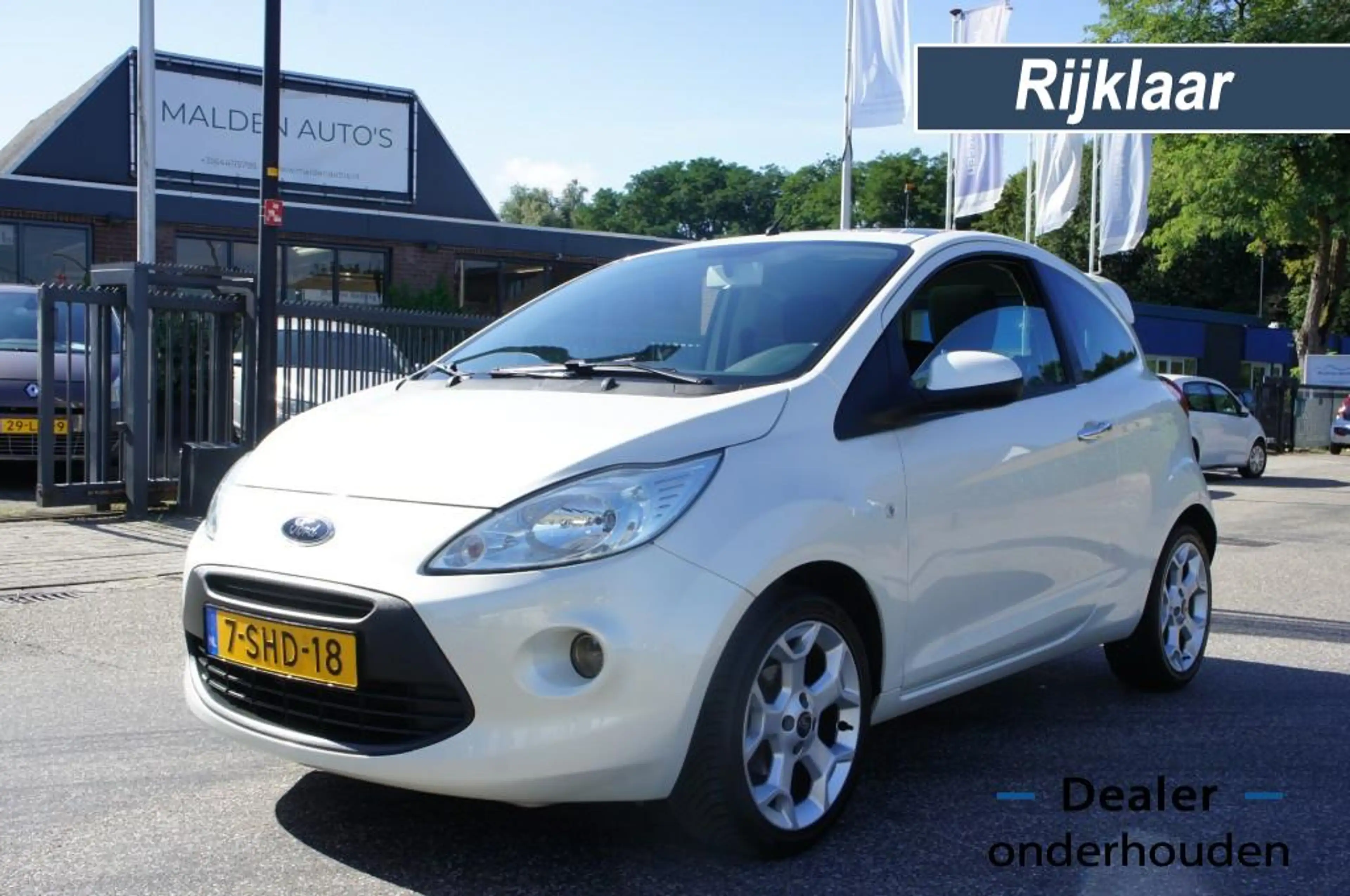 Ford Ka/Ka+ 1.2 TITANIUM X PANO/PARELMOER/AIRCO/16INCH-ALLSEAS