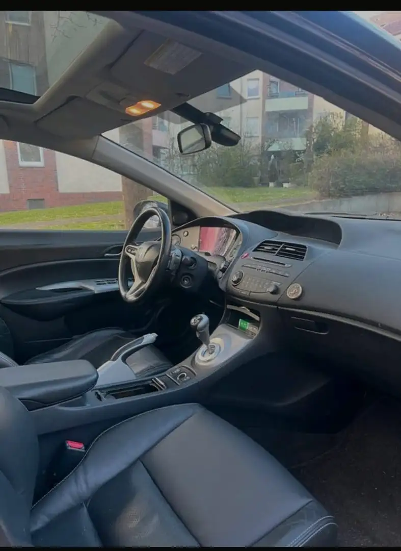 Honda Civic 1.8i-VTEC i-SHIFT Sport - 1