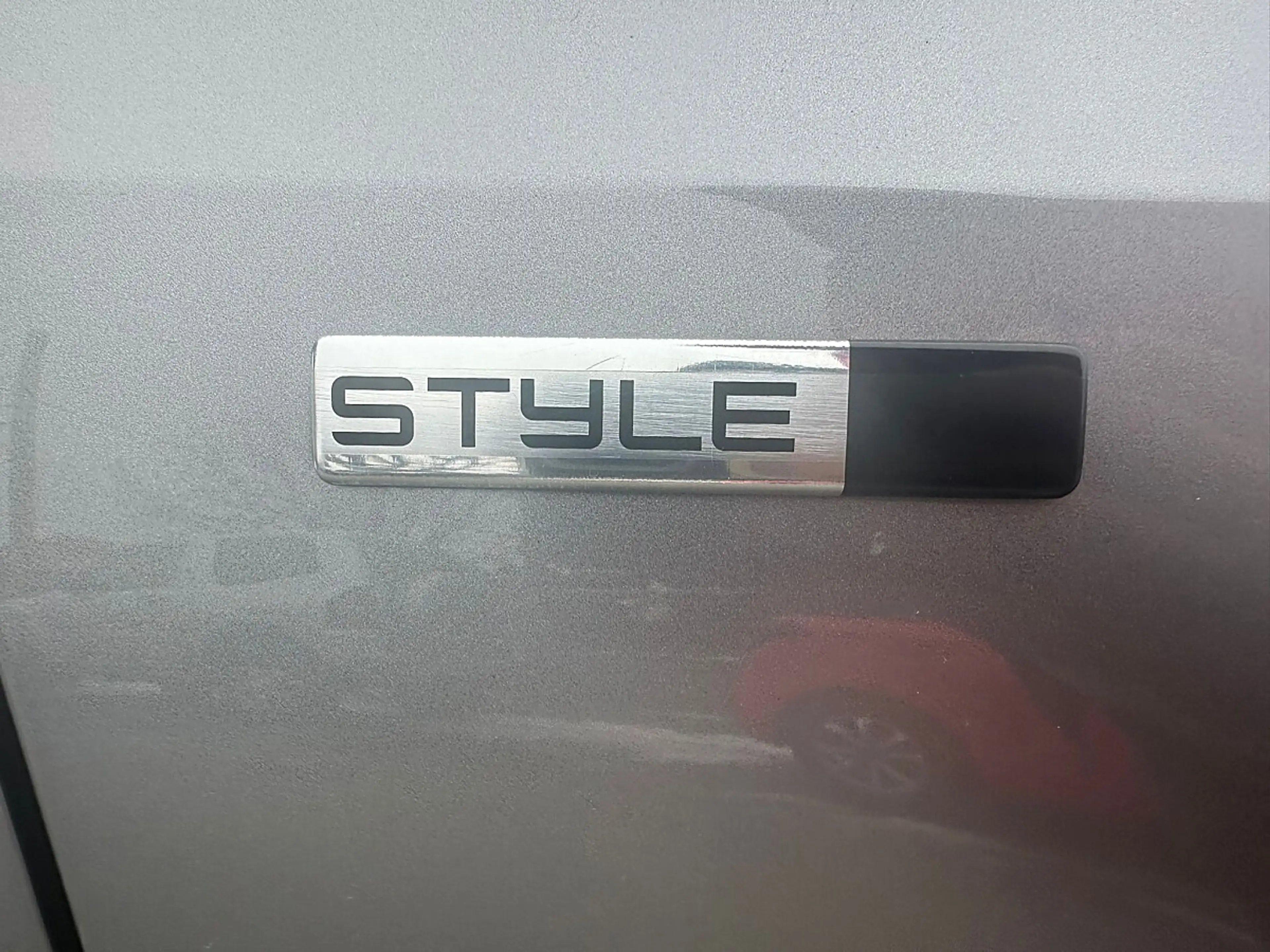Peugeot 308 SW 1,2 PureTech 110 Style S&S — photo 9
