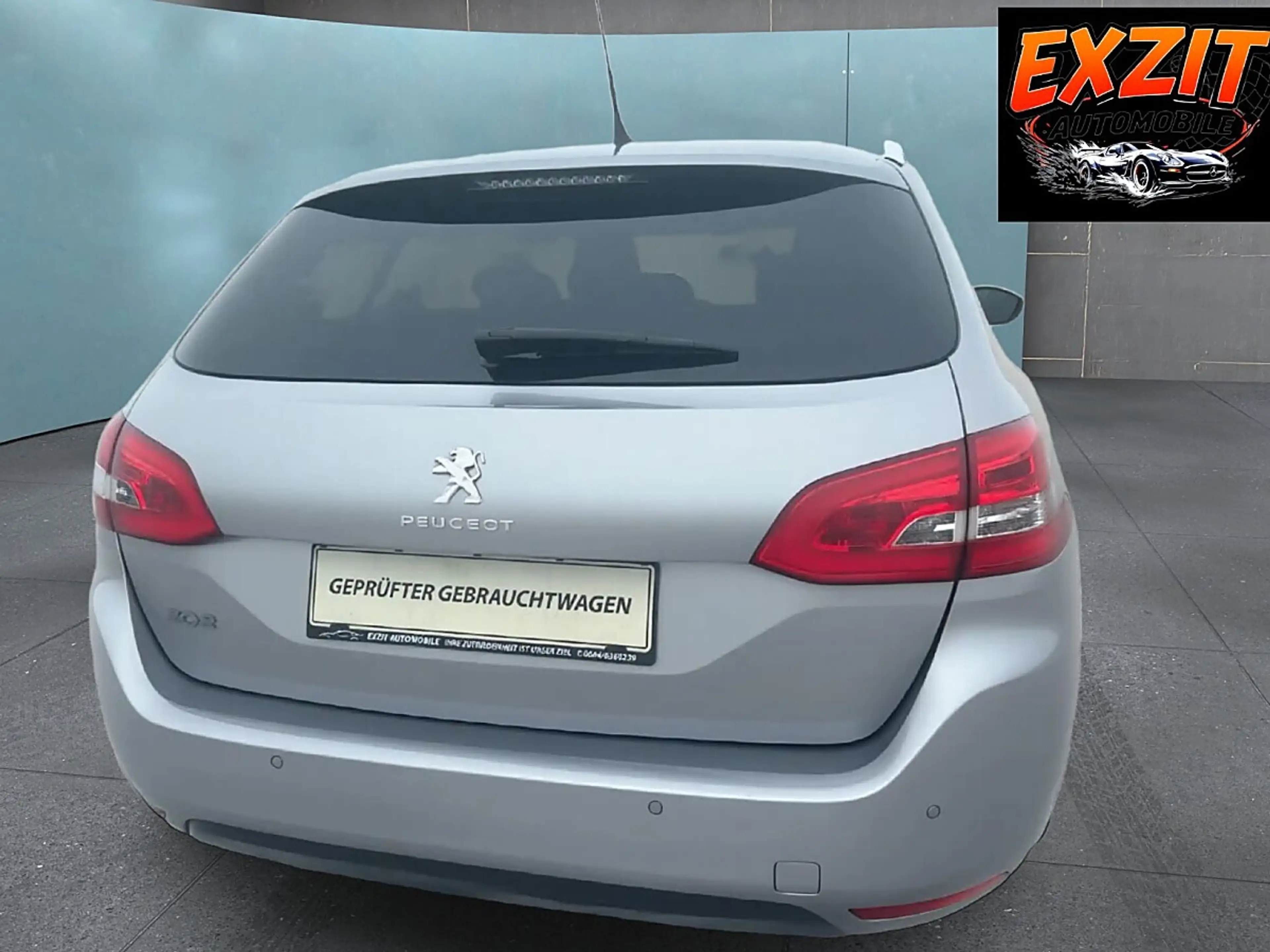 Peugeot 308 SW 1,2 PureTech 110 Style S&S — photo 5