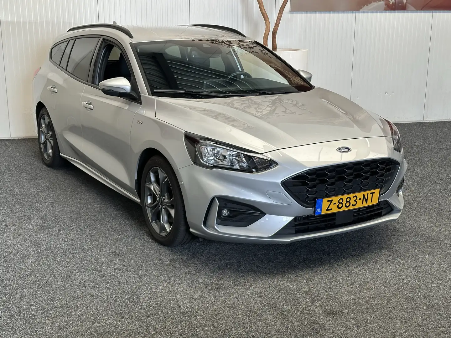 Ford Focus WAGON 1.0 ECOBOOST ST LINE BUSINESS NAVIGATIE CRUI Grey - 2