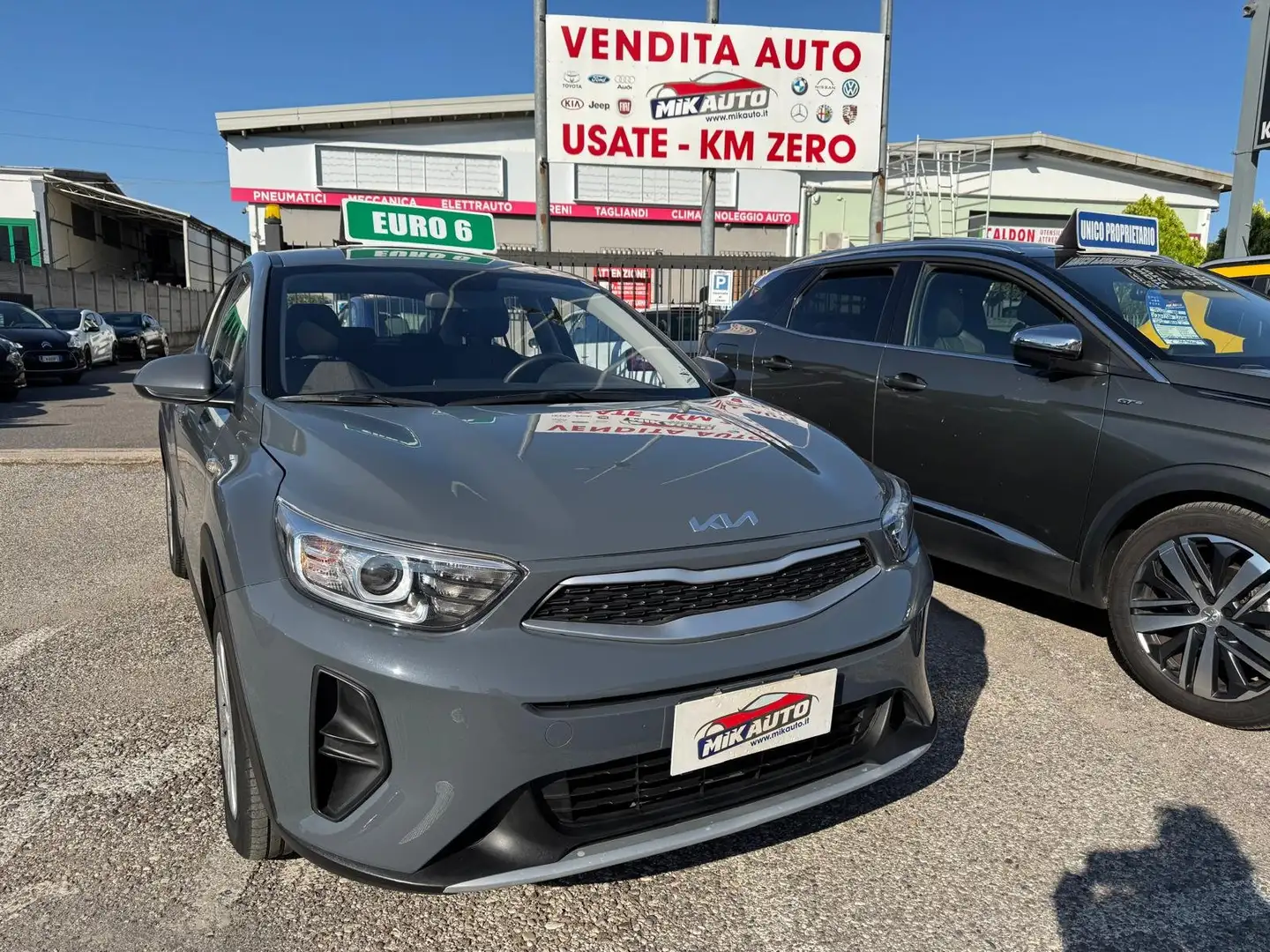 Kia Stonic Stonic 1.2 dpi Urban 84cv Grigio - 1