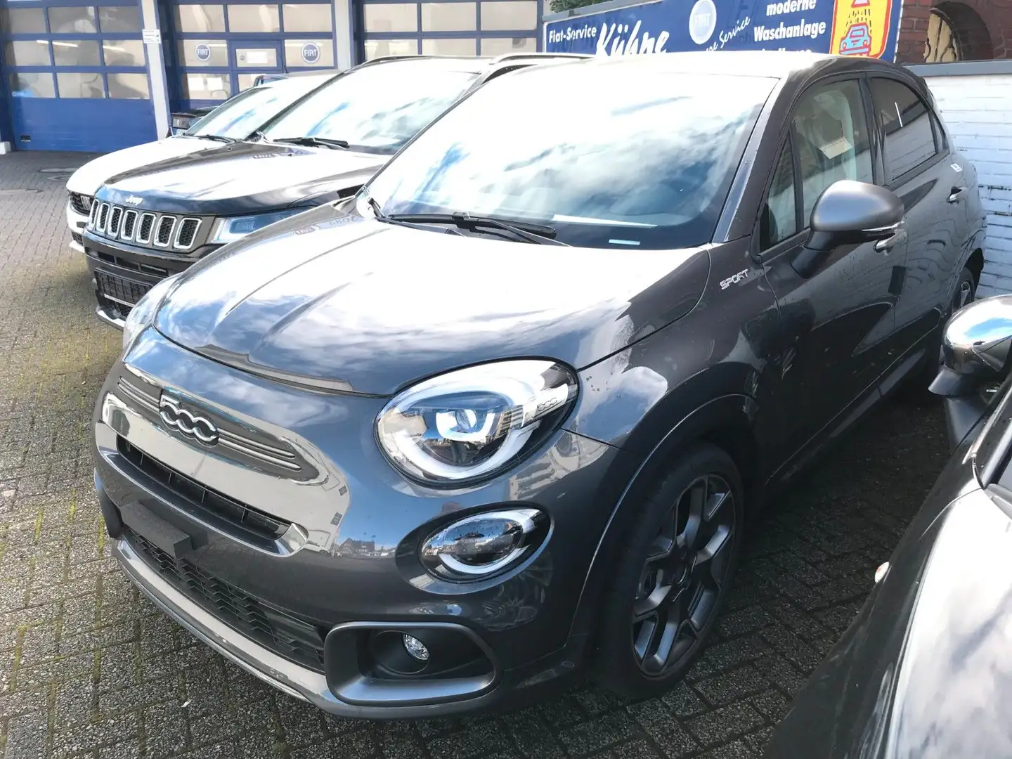 Fiat 500X Sport 1.0 Firefly 120 PS MY 2023 EU- FZ Grau - 2