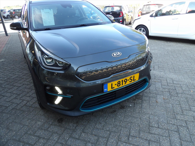 Kia e-Niro 64kWh 204pk Automaat ExecutiveLine luxe Org. Ned. — photo 8