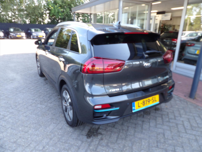 Kia e-Niro 64kWh 204pk Automaat ExecutiveLine luxe Org. Ned. — photo 4