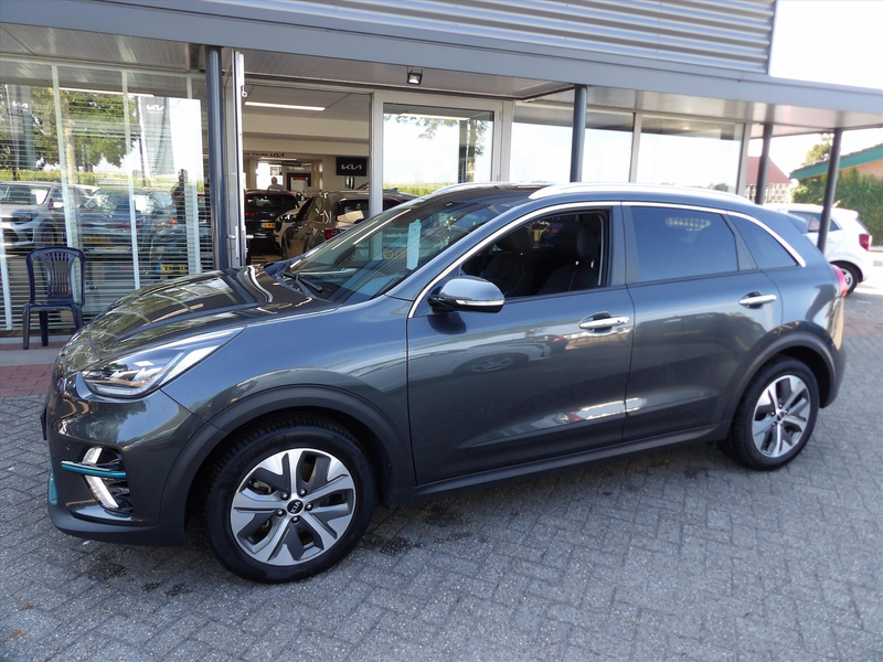Kia e-Niro 64kWh 204pk Automaat ExecutiveLine luxe Org. Ned. — photo 2
