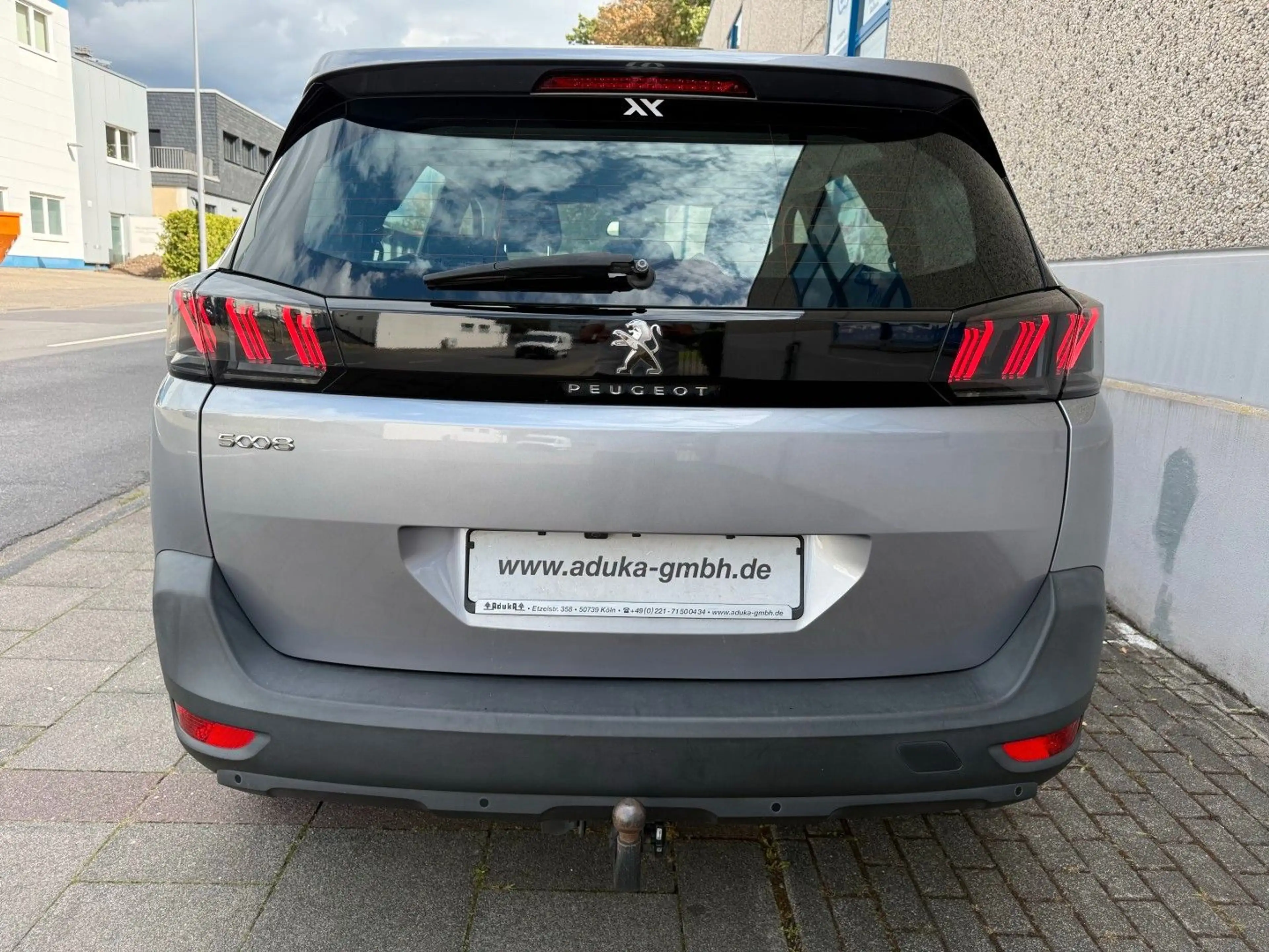 Peugeot 5008 BlueHDi 130 Active Pack 7 Sitze AHK LED Nav — photo 8