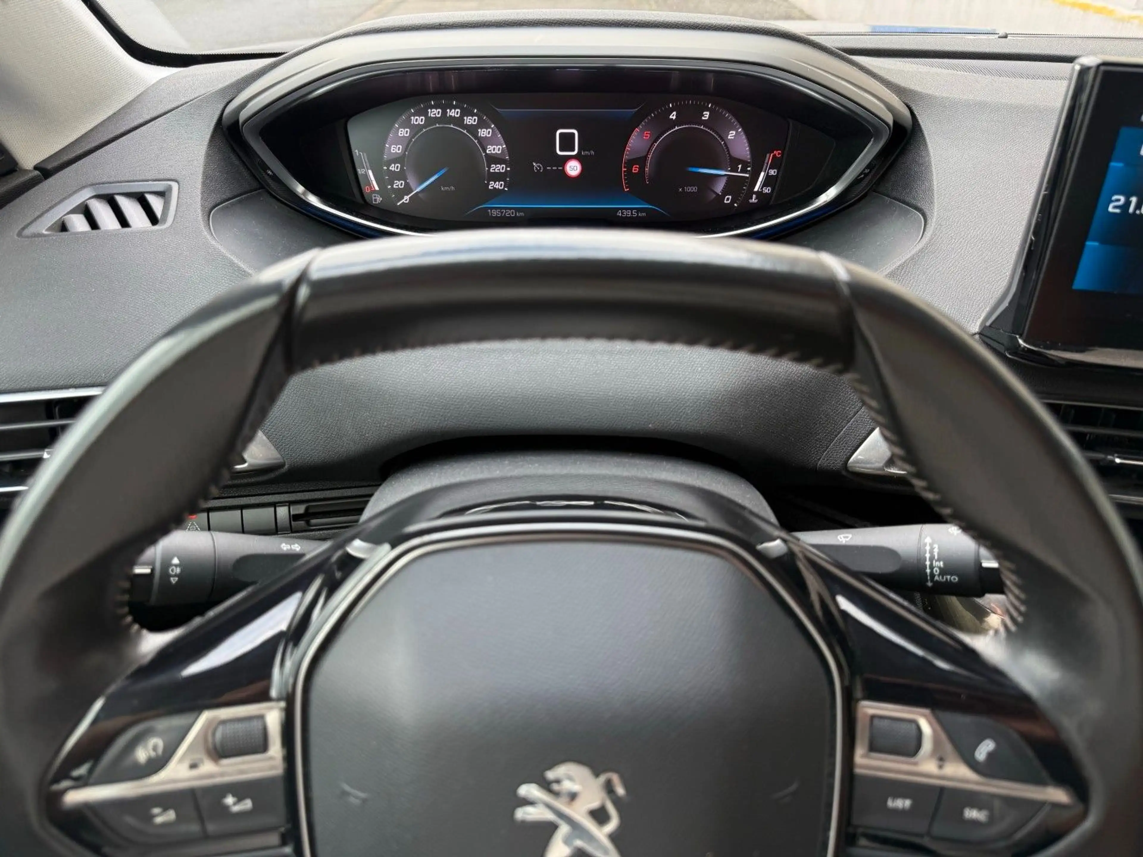 Peugeot 5008 BlueHDi 130 Active Pack 7 Sitze AHK LED Nav — photo 15