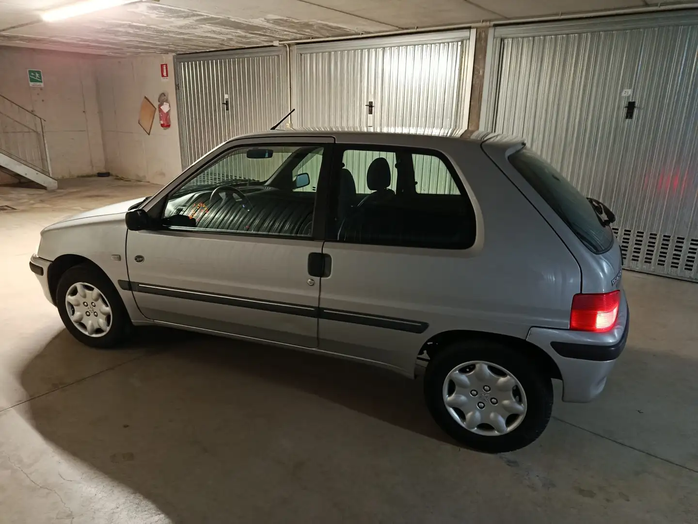 Peugeot 106 106 II 1996 3p 1.1 Open c/airbag Argento - 1
