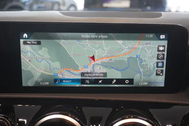 Mercedes-Benz Cla view 15