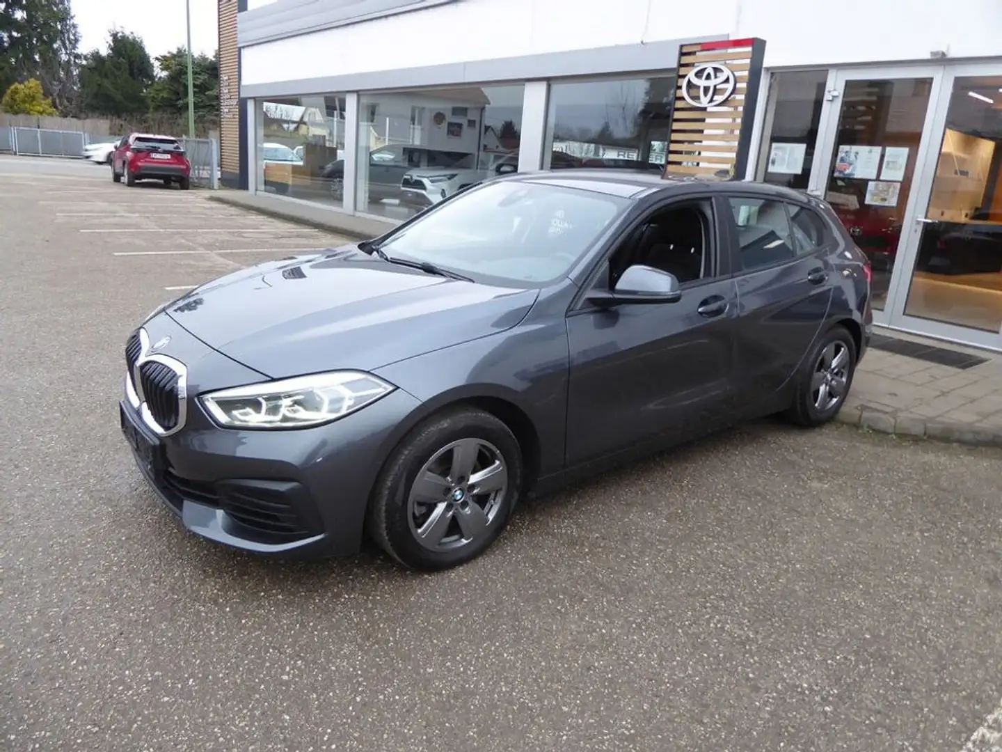 BMW 116 d *LED*KAMERA*SHZ* Grau - 2