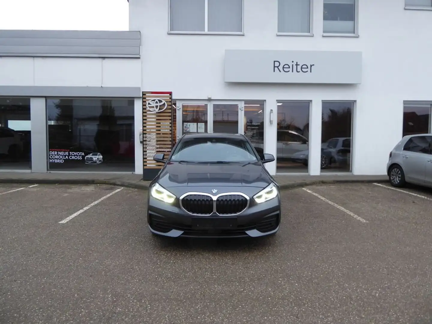 BMW 116 d *LED*KAMERA*SHZ* Grau - 1