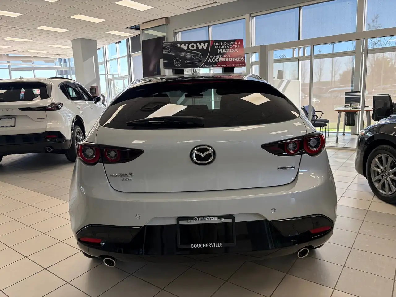 Mazda 3 снимка Mazda 3