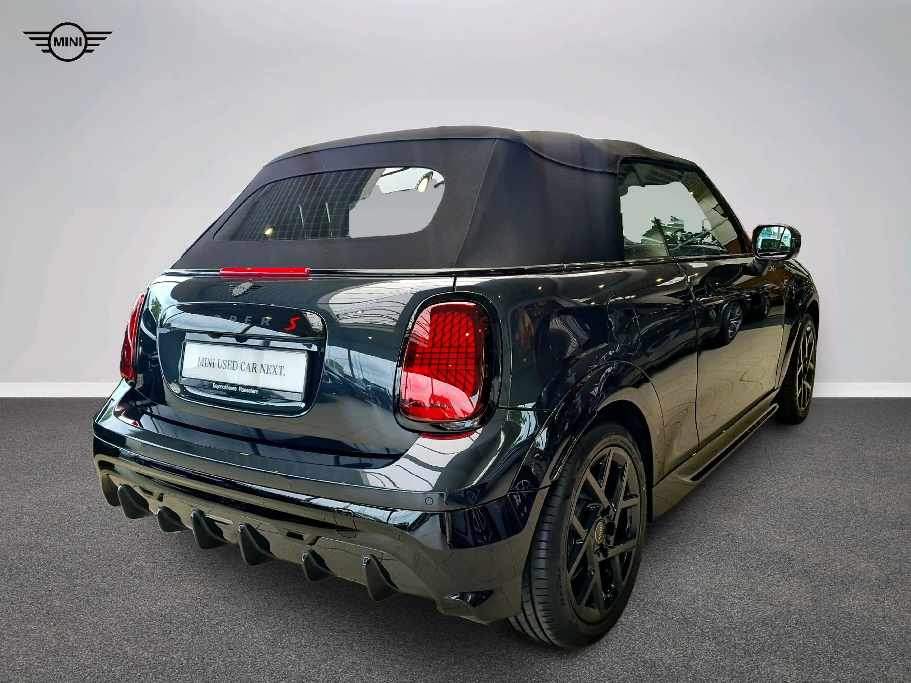 MINI Cooper S Cabrio John Cooper Works Trim — photo 5