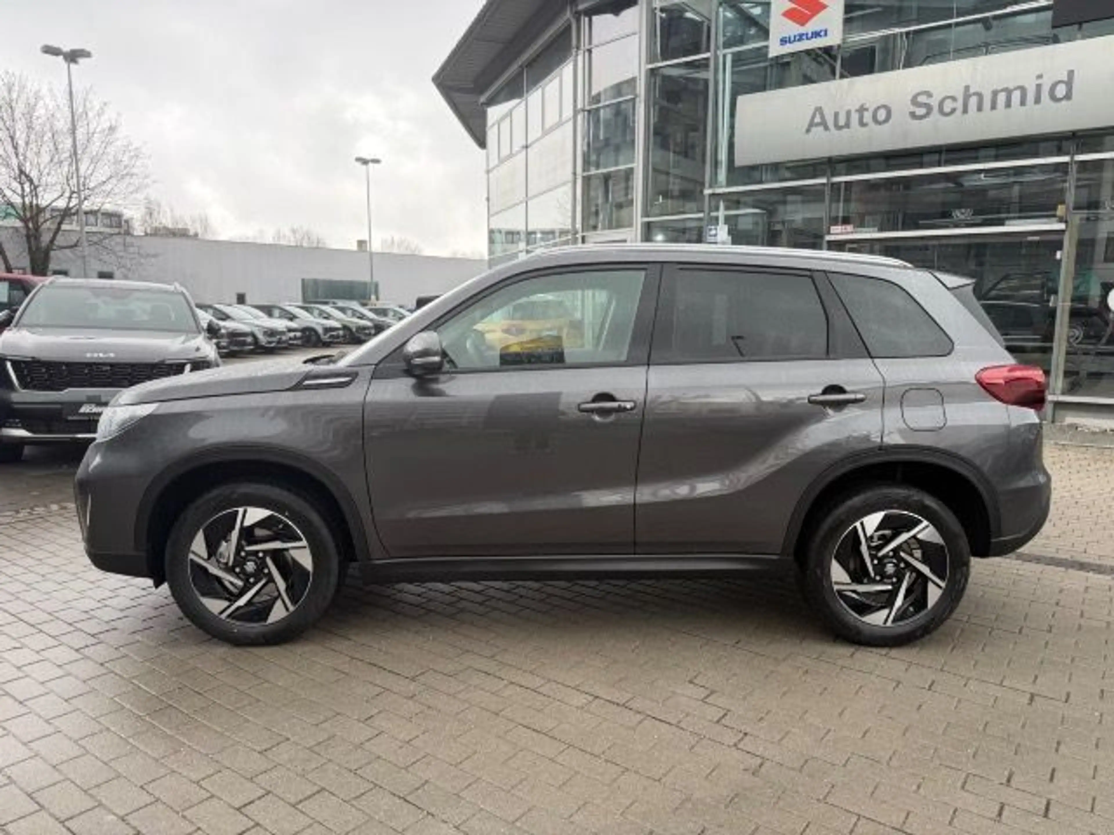 Suzuki Vitara VITARA 1.4 BOOSTERJET HYBRID 6AT COMFORT+ AHK — photo 8