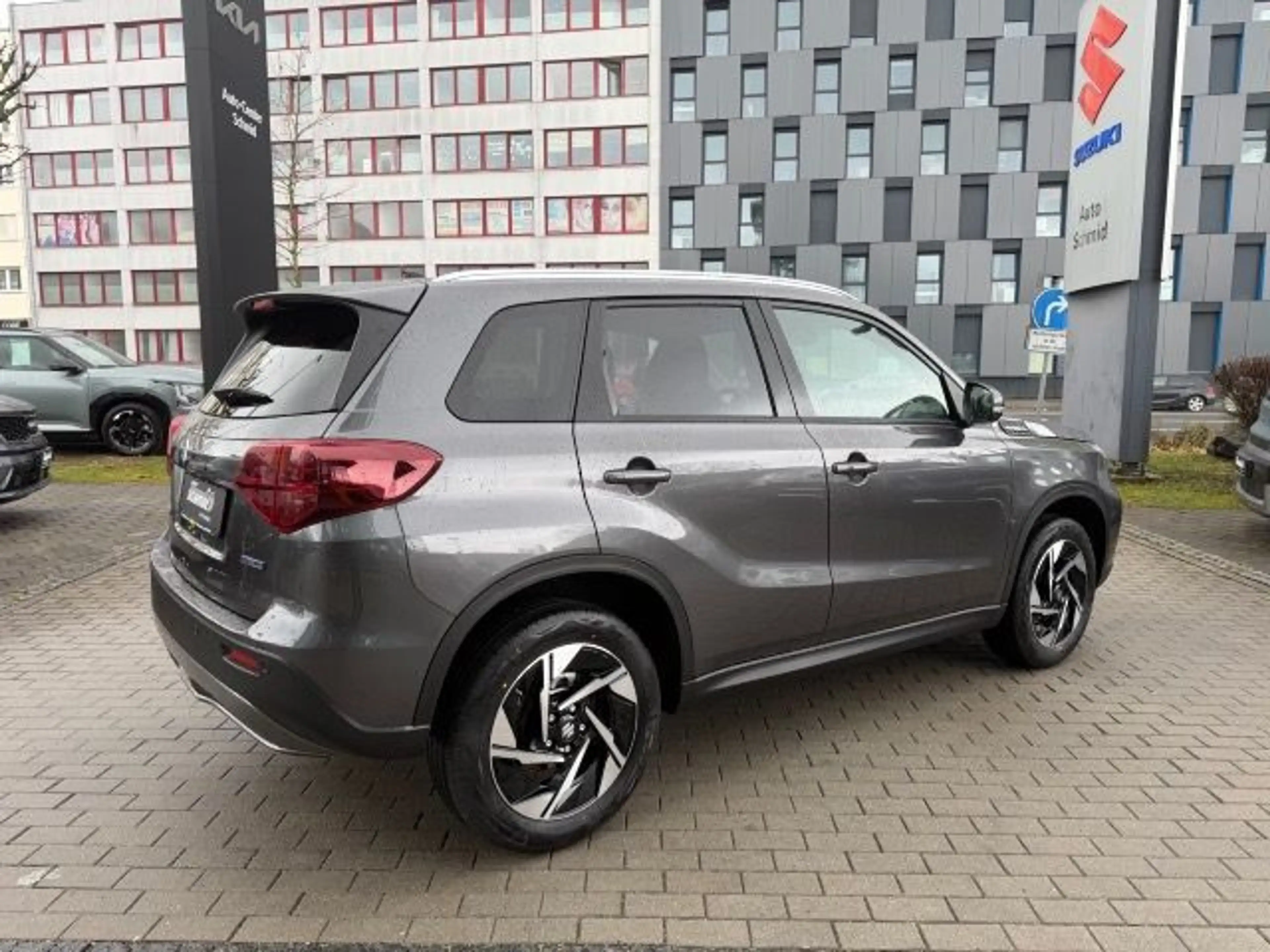 Suzuki Vitara VITARA 1.4 BOOSTERJET HYBRID 6AT COMFORT+ AHK — photo 4