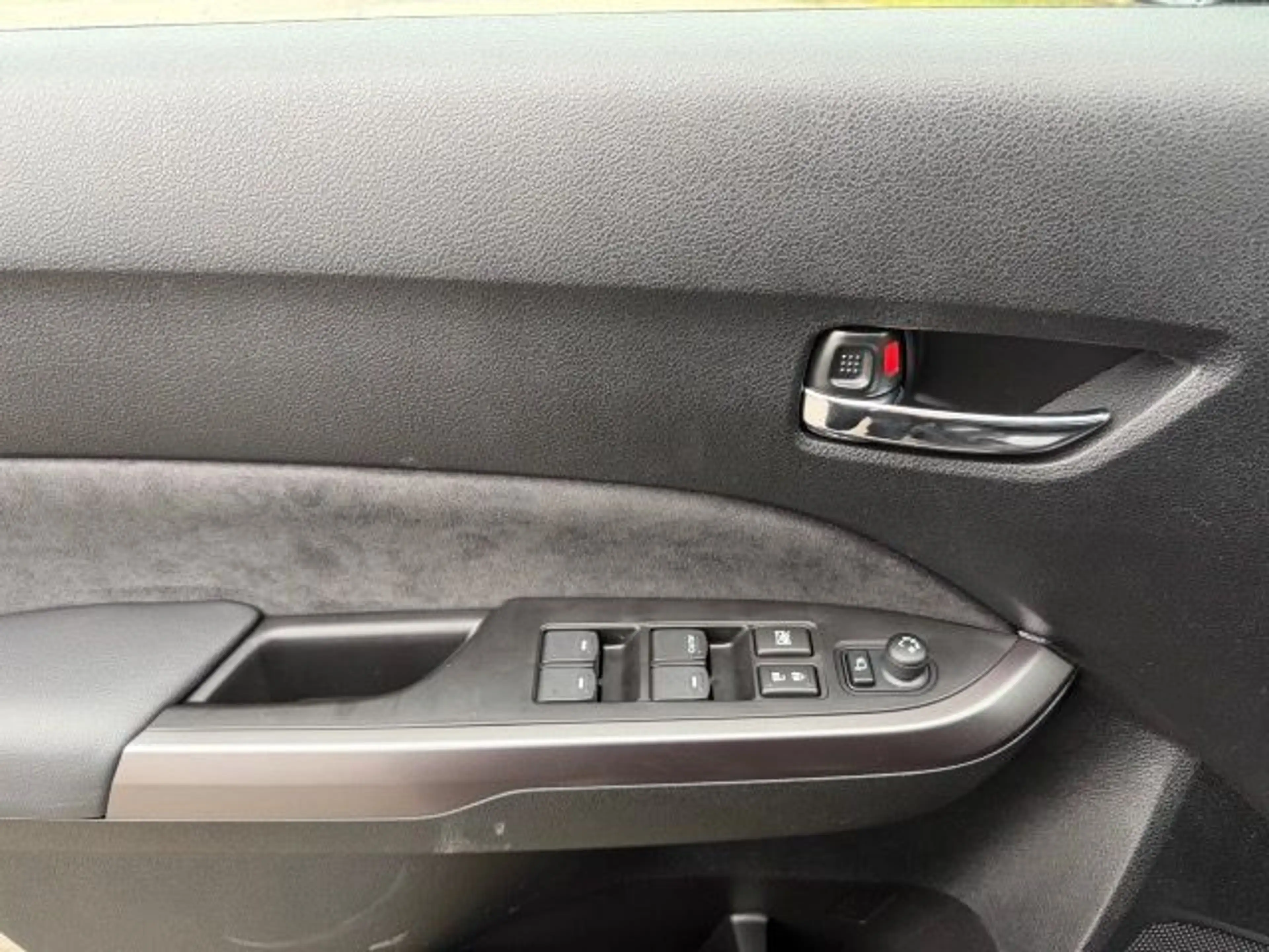 Suzuki Vitara VITARA 1.4 BOOSTERJET HYBRID 6AT COMFORT+ AHK — photo 11