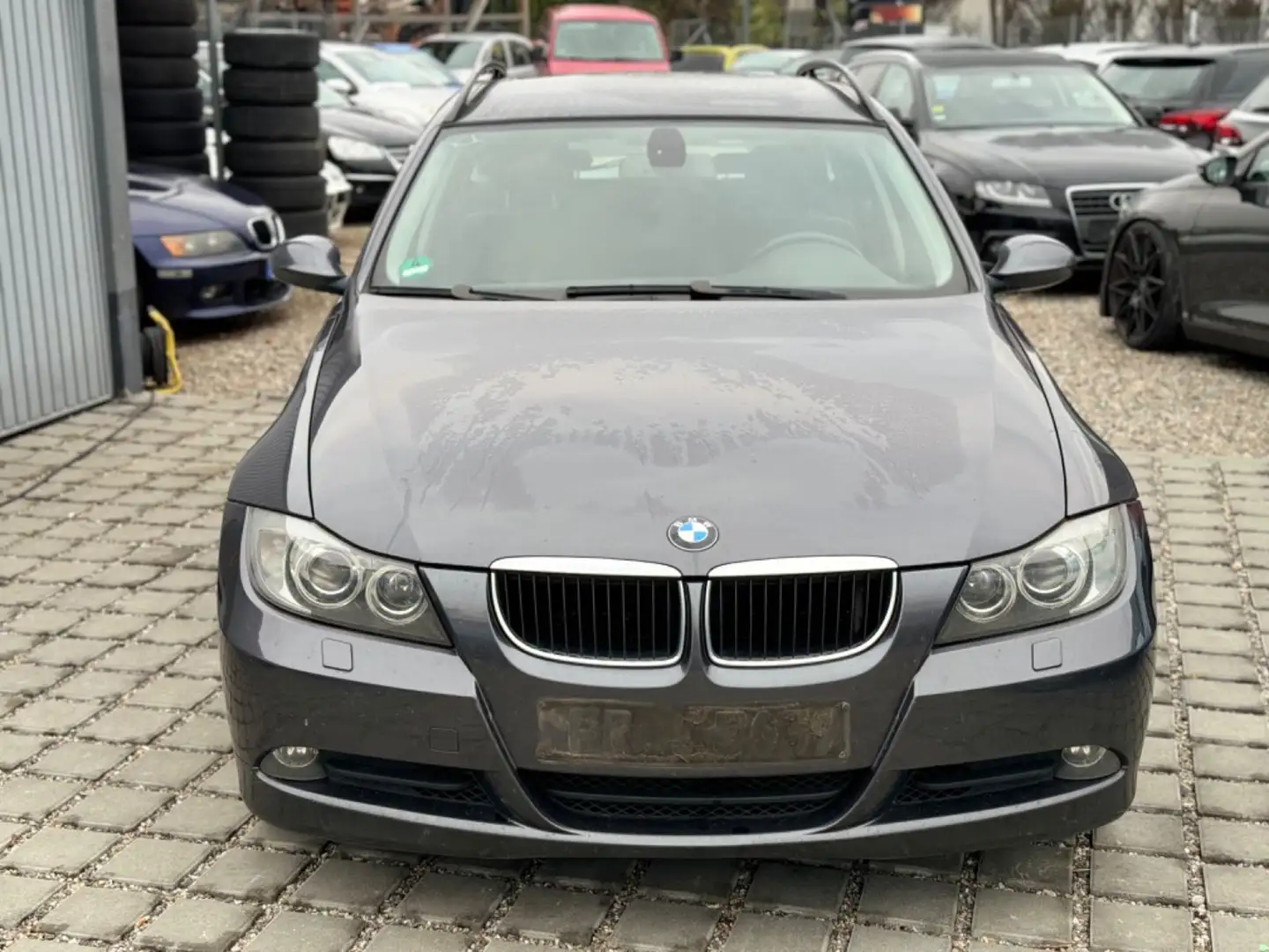 BMW 318 Baureihe 3 Touring 318d Gris - 2