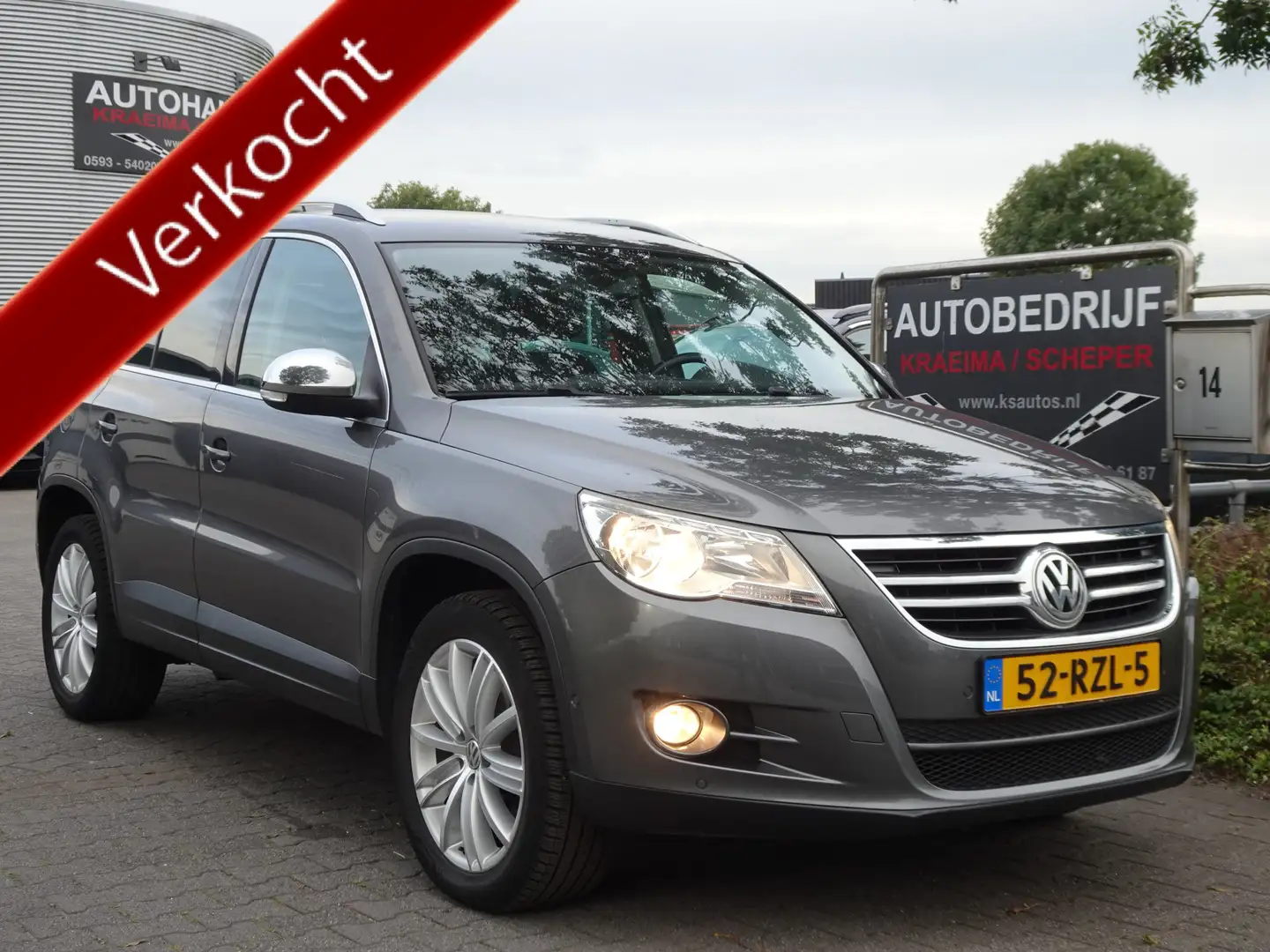 Volkswagen Tiguan 1.4 TSI Sport&Style Gris - 1