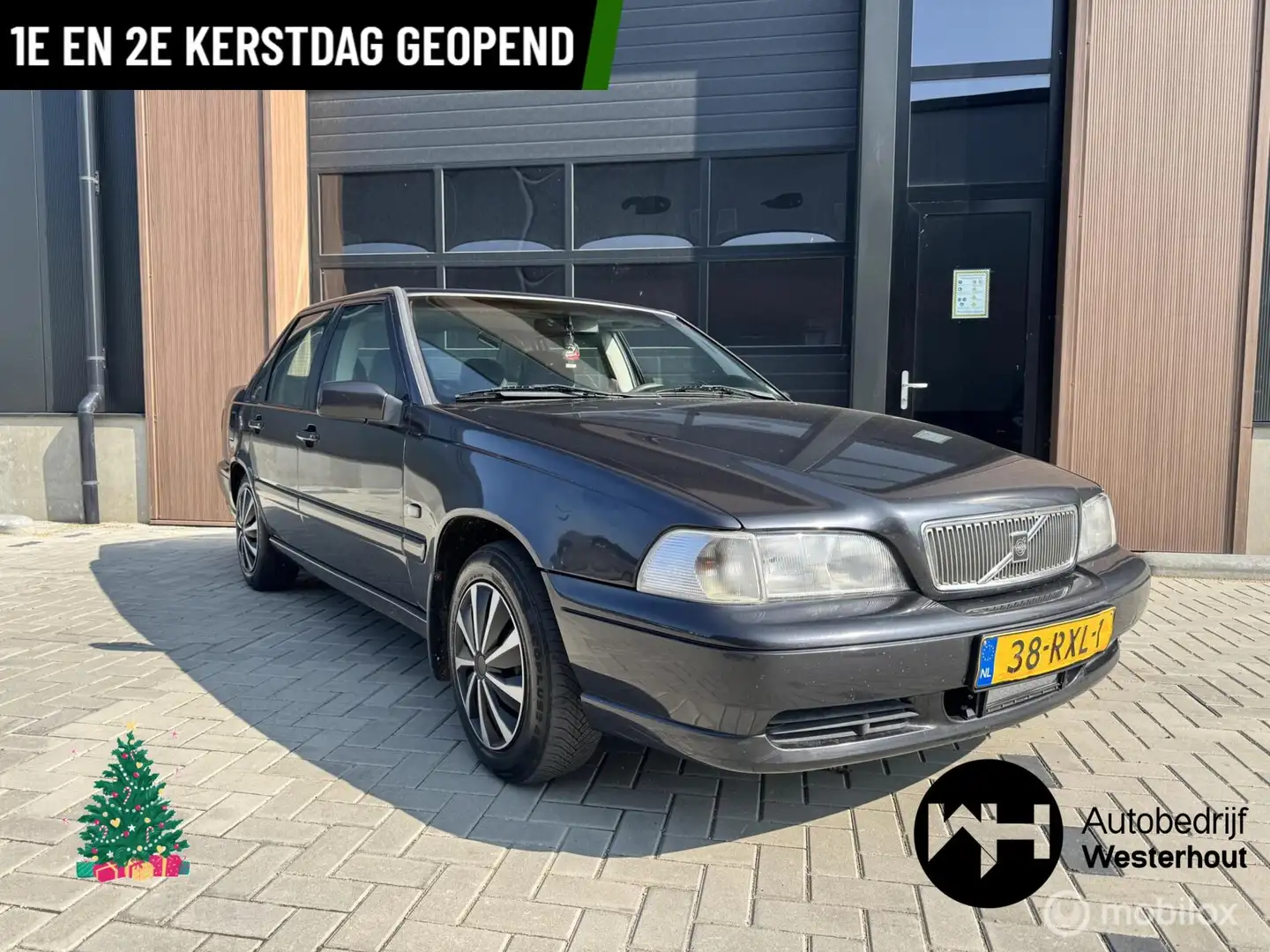 Volvo S70 2.5 TDI 140 PK Dakraam Trekhaak Grijs - 1