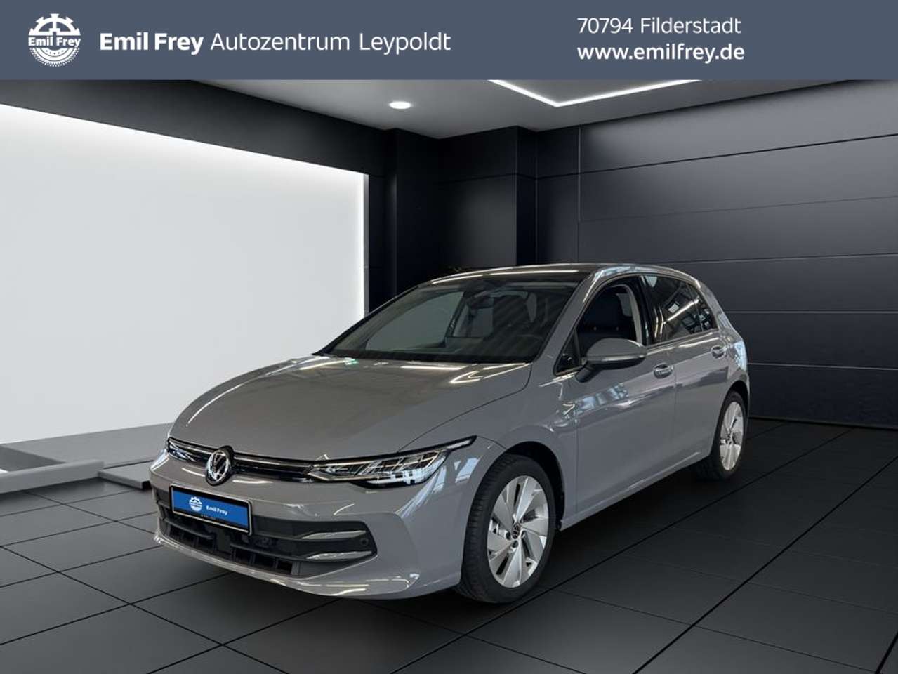 Volkswagen Golf 2025 — 1.5 TSI Life Pano