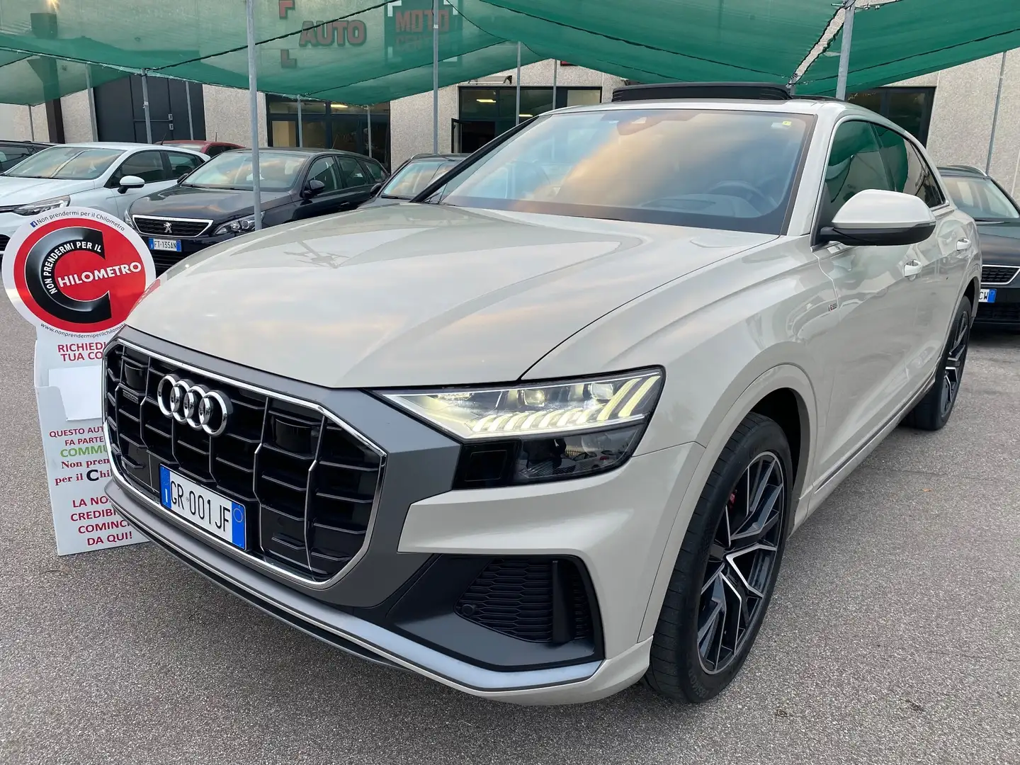 Audi Q8 SUV 50 TDI 286 CV quattro tiptronic S line edition Gris - 1