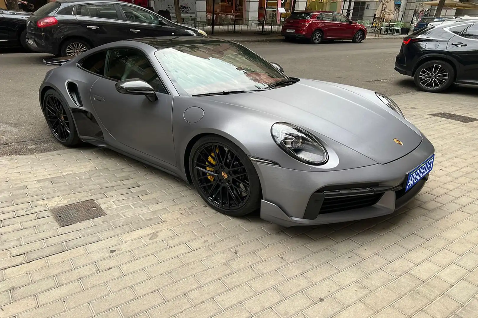 Porsche 911 Turbo S SportDesign 650cv Gris - 2