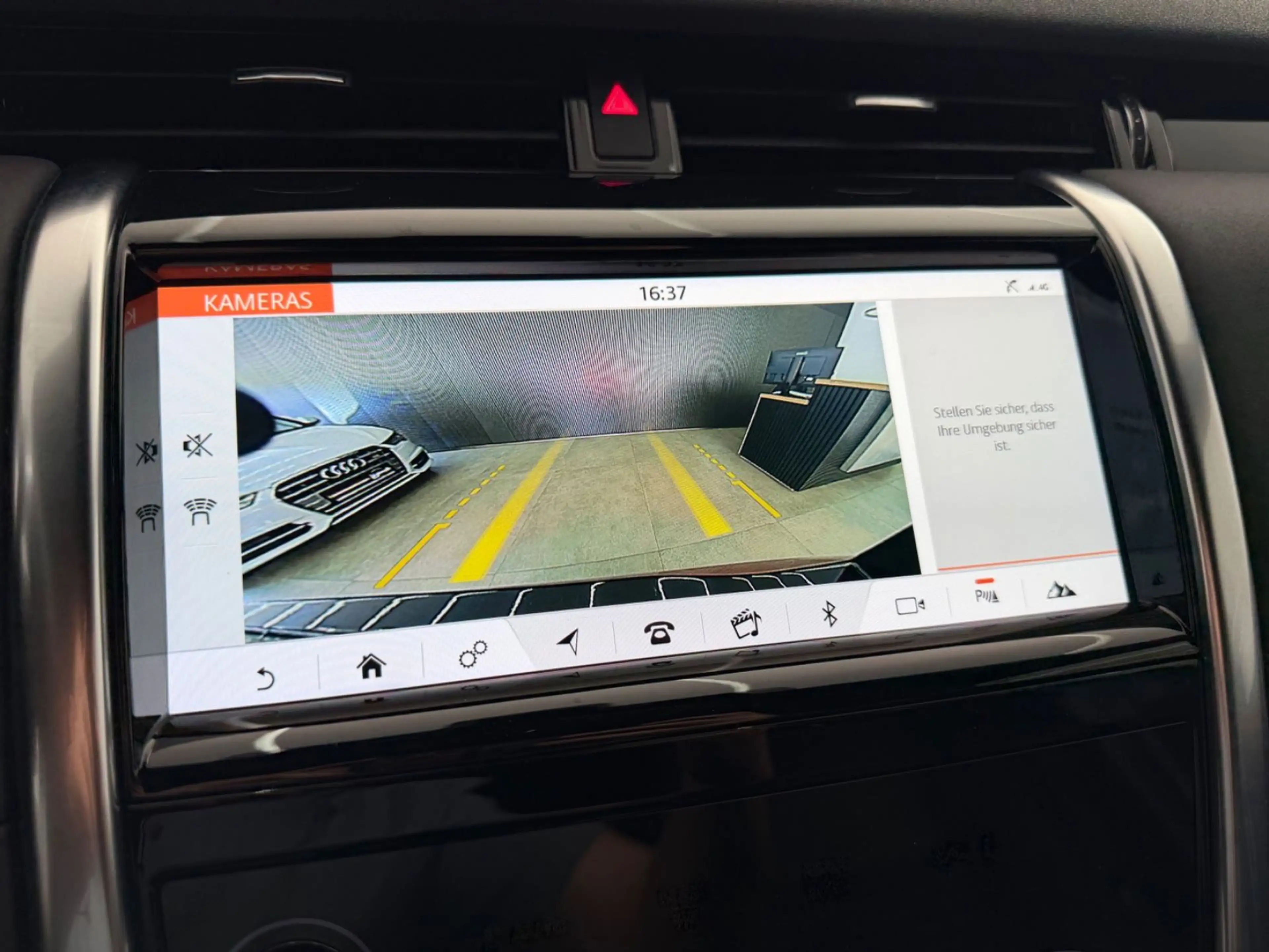 Land Rover Discovery Sport 2.0 AWD*Lenk.Hz*HeadUp*BlackEdi* — photo 32