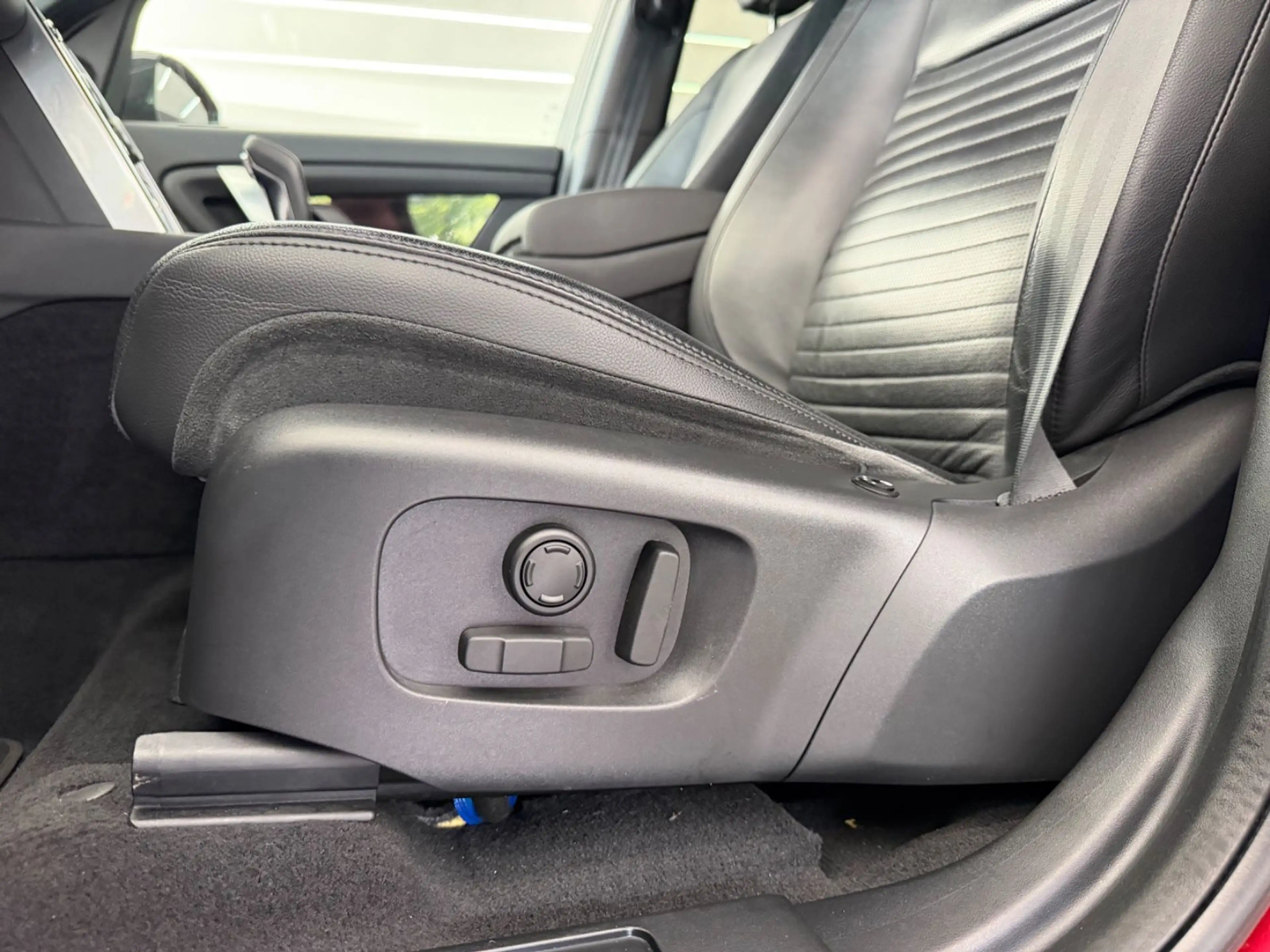 Land Rover Discovery Sport 2.0 AWD*Lenk.Hz*HeadUp*BlackEdi* — photo 20
