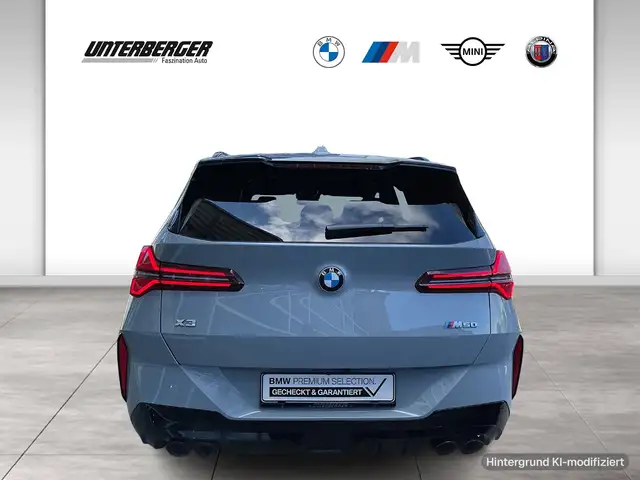 BMW X3 M view 5