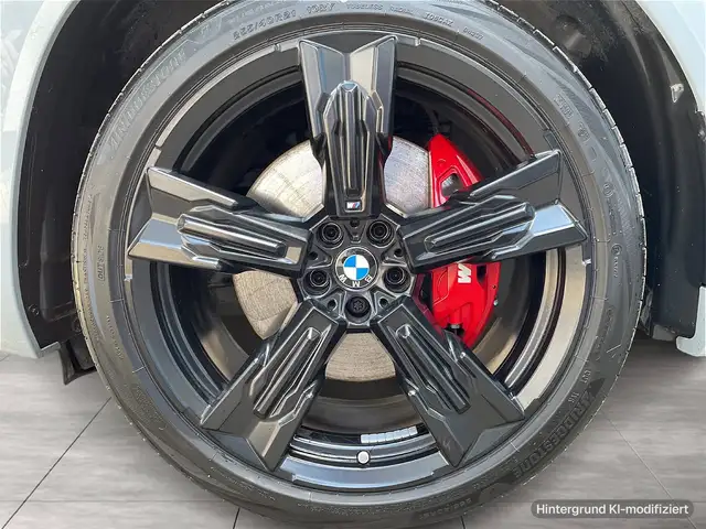 BMW X3 M view 6