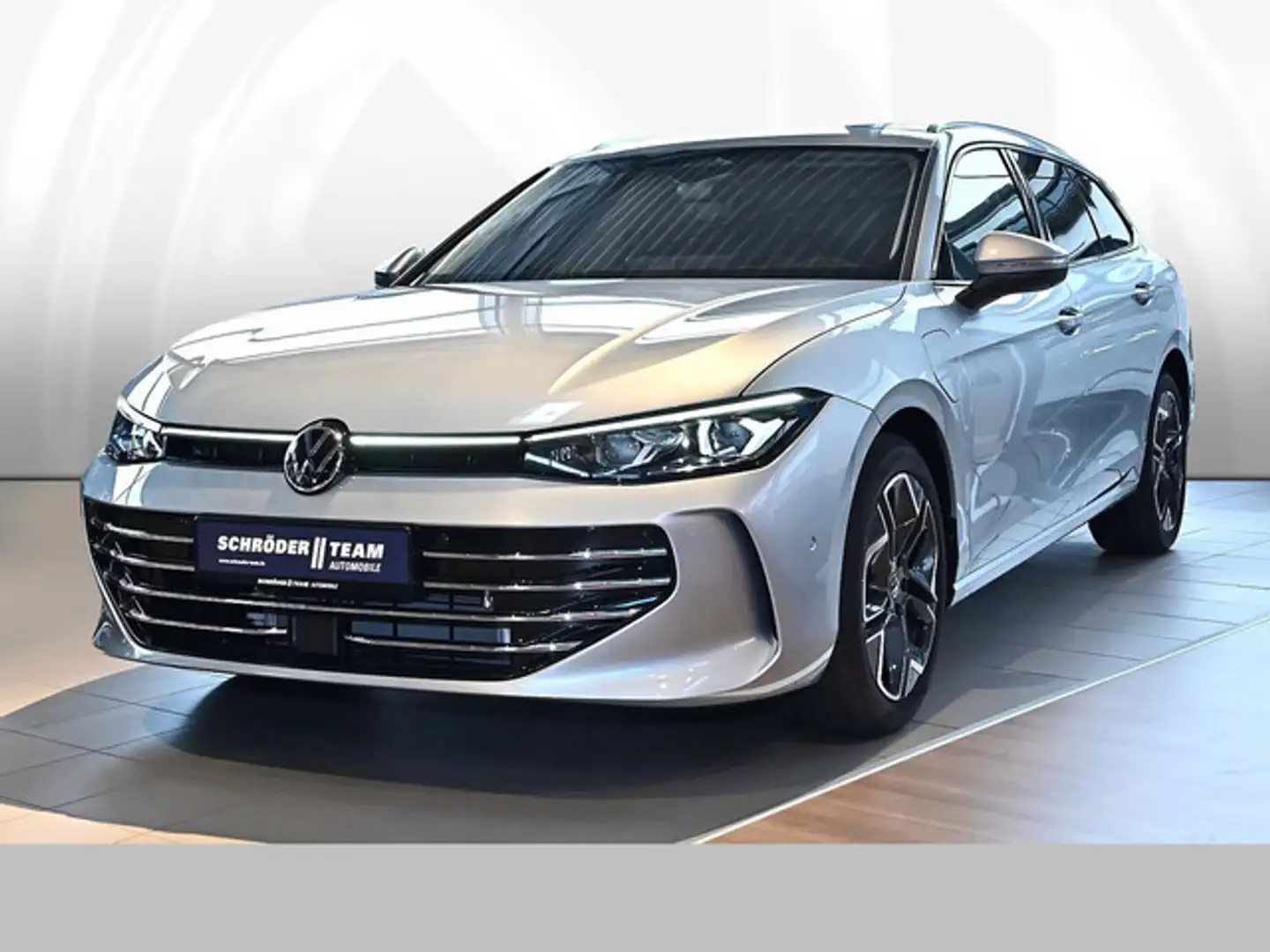 Volkswagen Passat Variant 1.5 eHybrid DSG Elegance Silber - 1