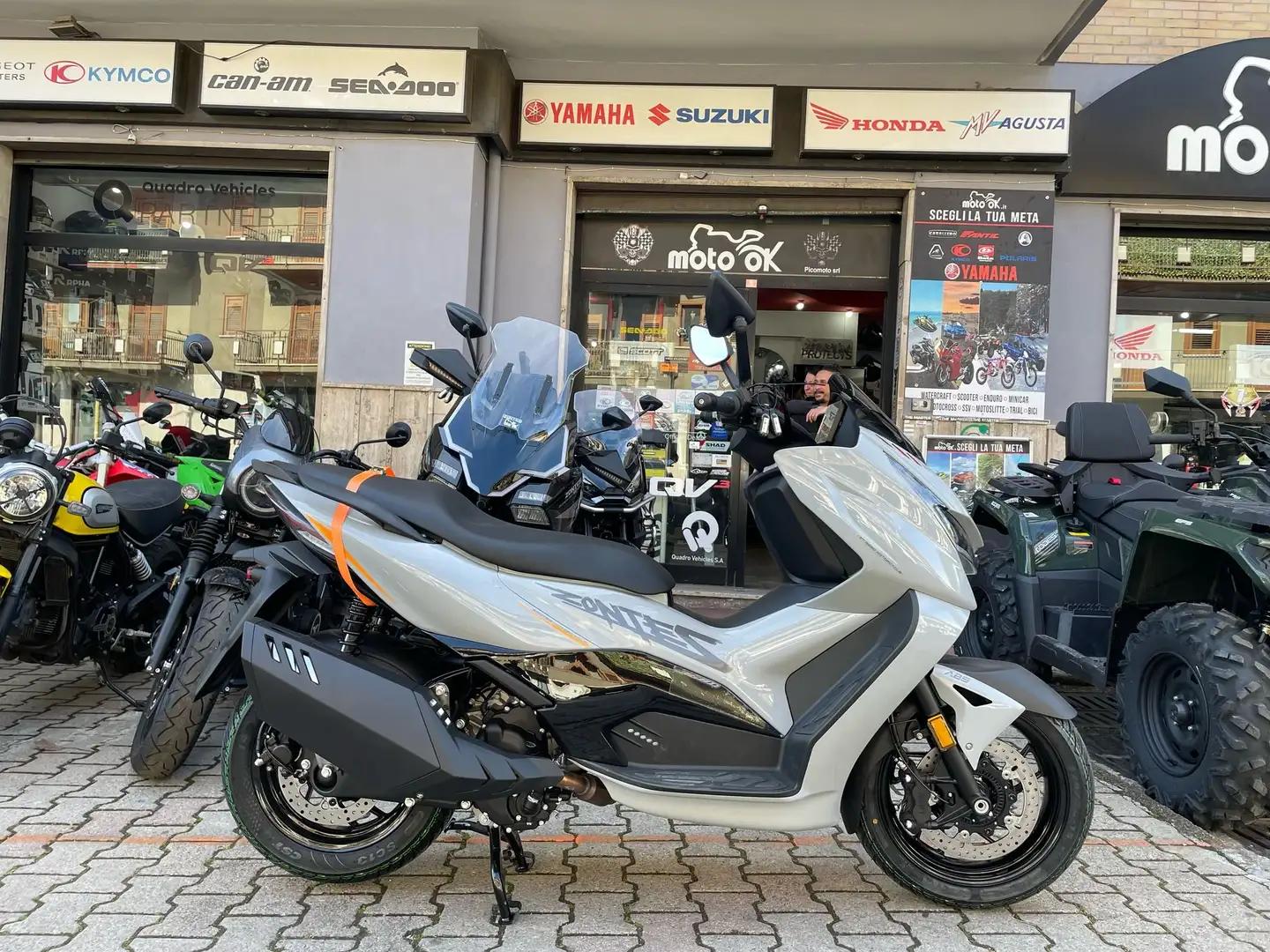Zontes 368D Grigio - 1
