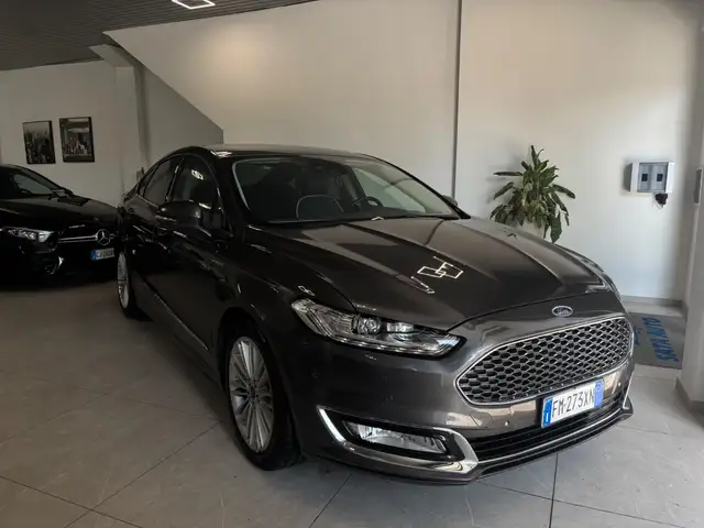 Ford Mondeo Mondeo Full Hybrid 2.0 187 CV eCVT 4 porte Vignale