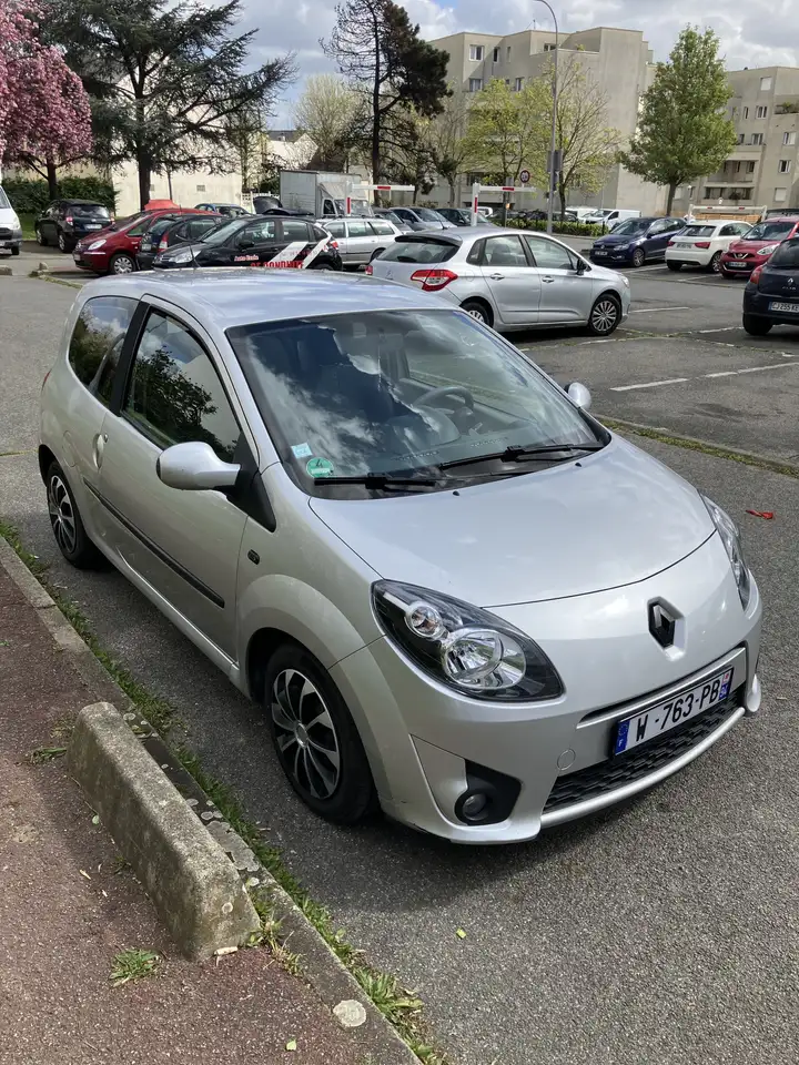 Renault Twingo II 1.2 16v 75 eco2 Dynamique