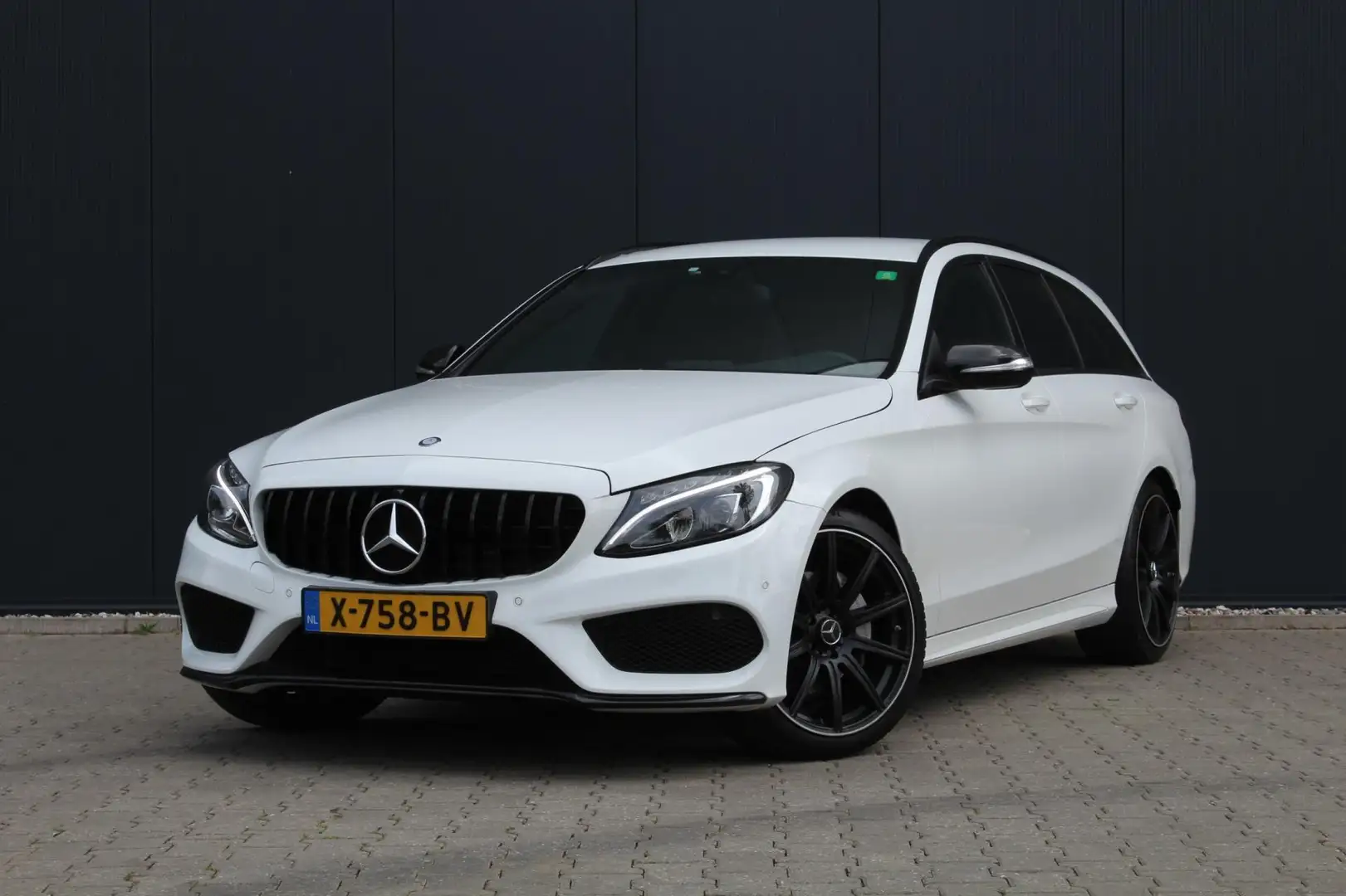 Mercedes-Benz C 180 Estate Edition 1 AMG / Night pakket | Trekhaak | A Bílá - 1