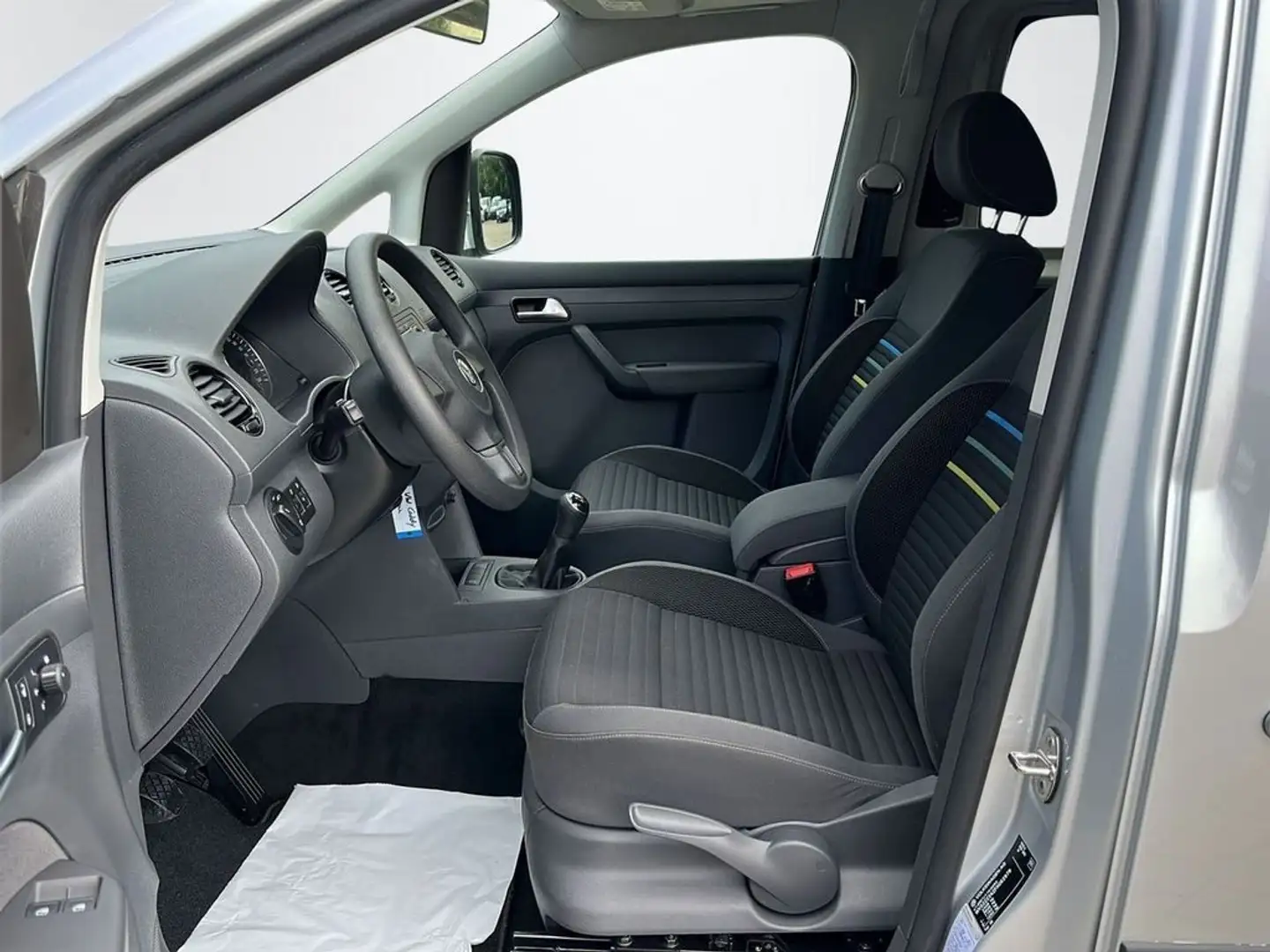 Volkswagen Caddy 1.6 TDI 102 CV 5p. Trendline Maxi Argento - 2