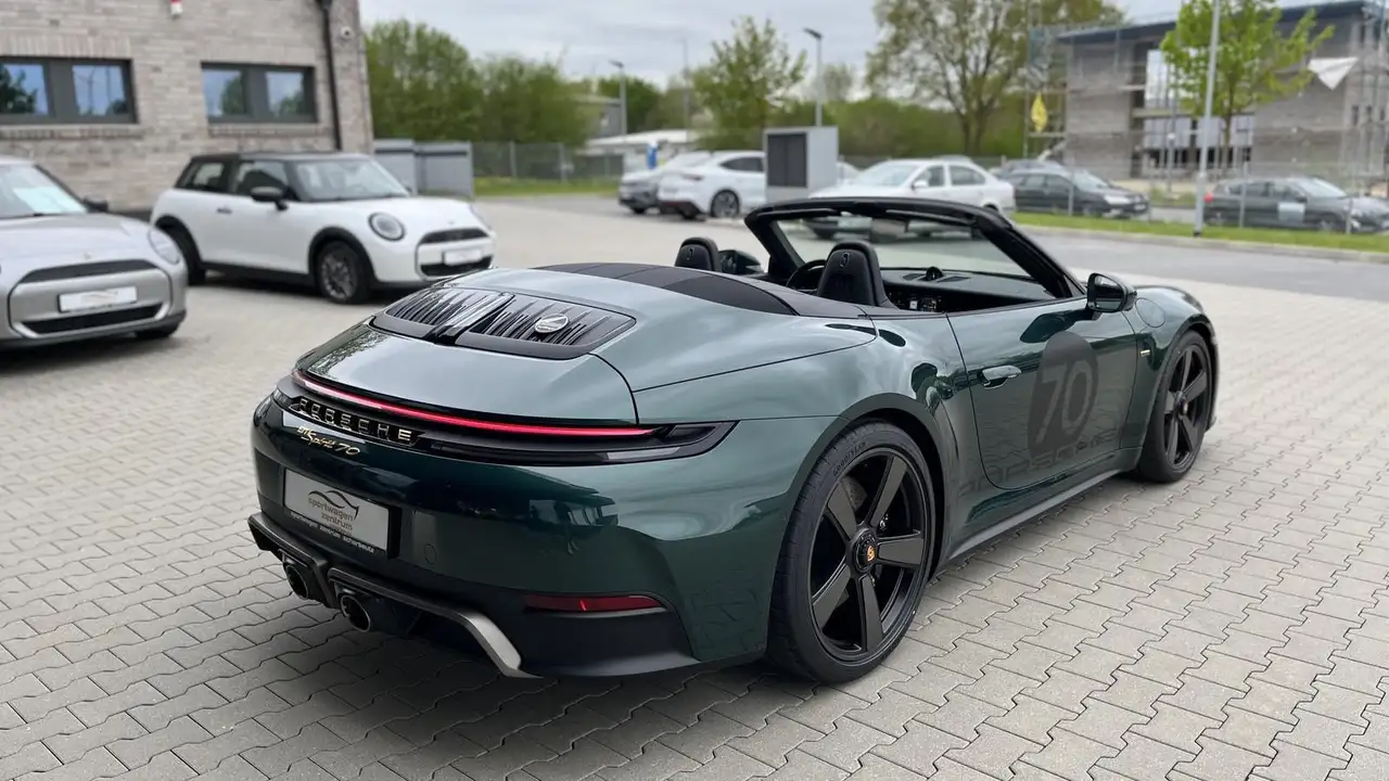 Porsche 992 Spirit 70 Lift, Bose, Porscheracinggreenmetallic 8