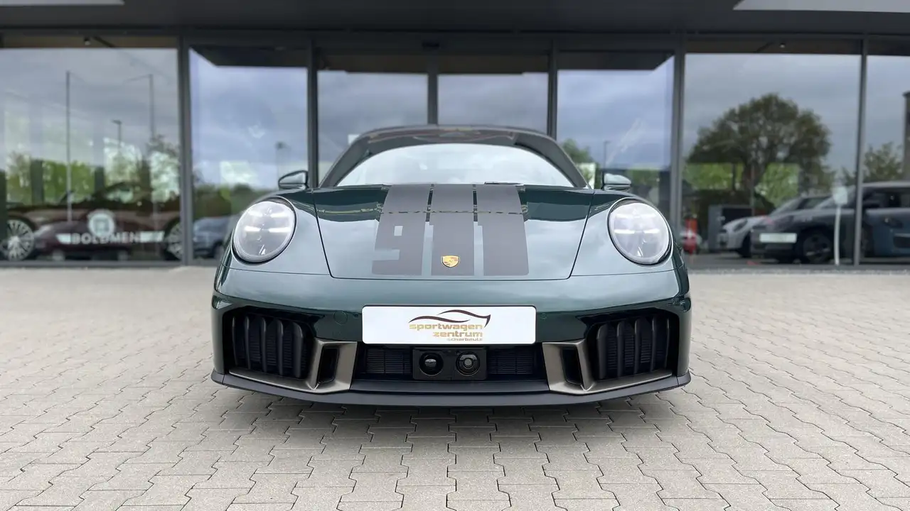 Porsche 992 Spirit 70 Lift, Bose, Porscheracinggreenmetallic 4
