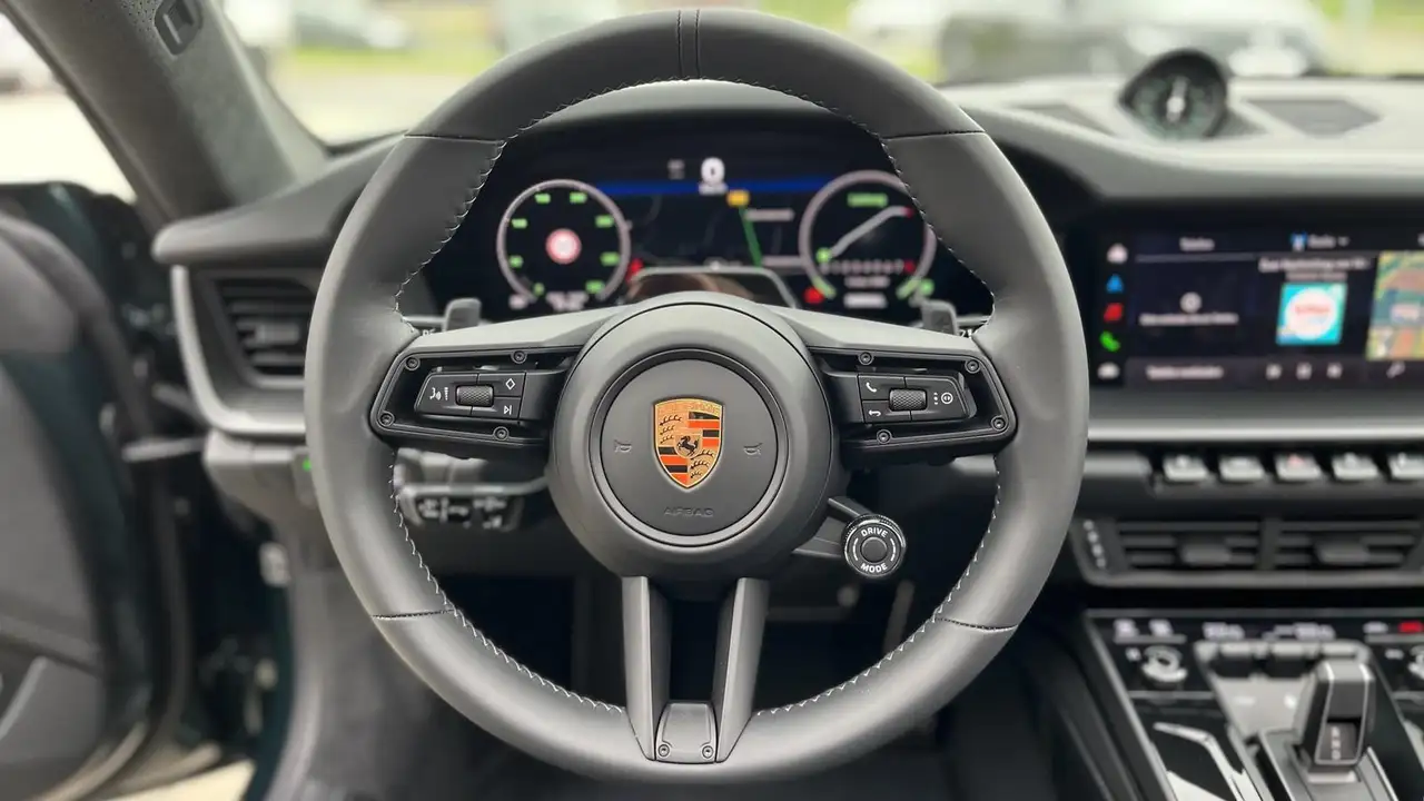 Porsche 992 Spirit 70 Lift, Bose, Porscheracinggreenmetallic 16
