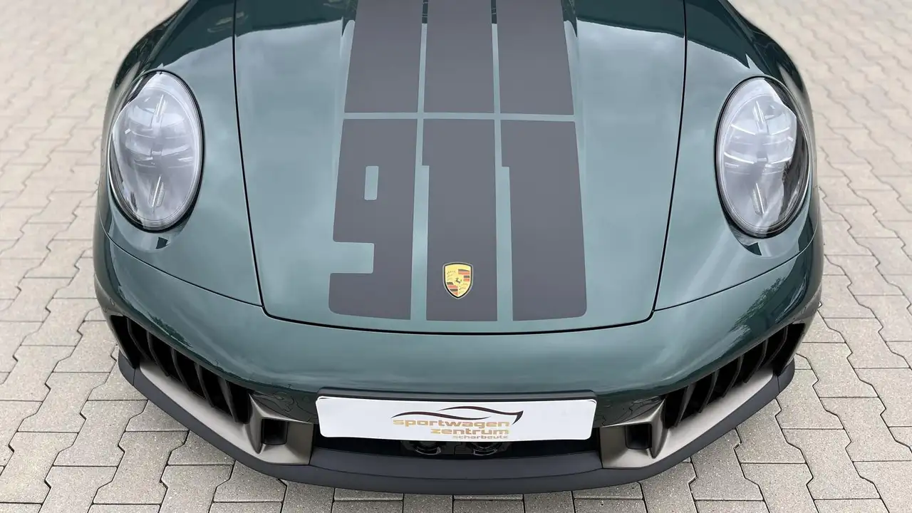 Porsche 992 Spirit 70 Lift, Bose, Porscheracinggreenmetallic 5