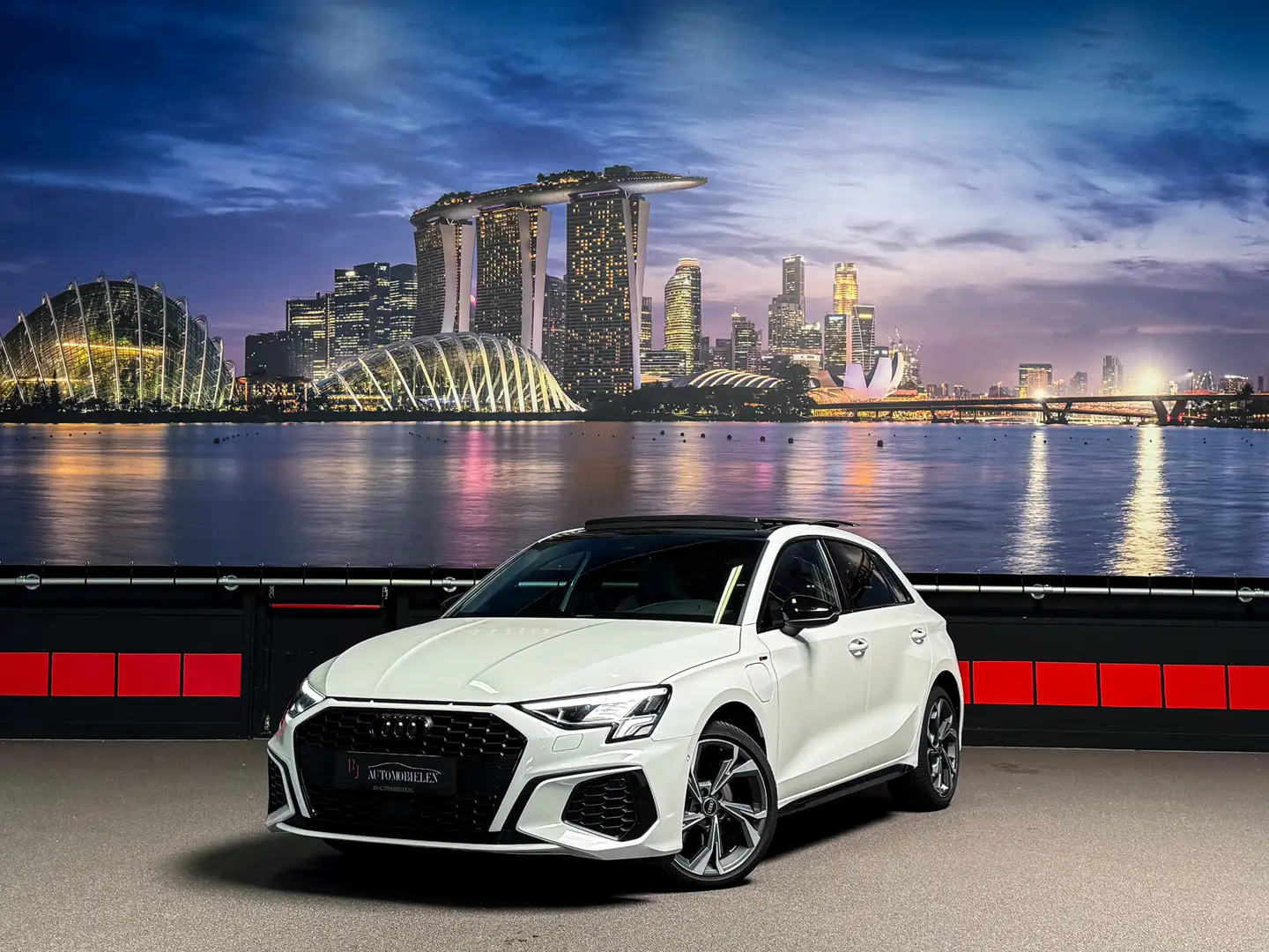 Audi A3 Sportback 40 TFSI e 3x S-line Panorama|Camera|Mode Blanc - 1