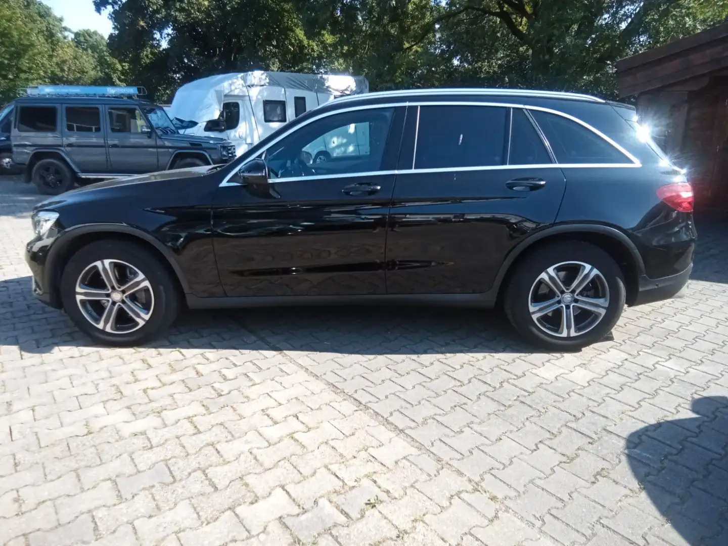 Mercedes-Benz GLC 220 -Klasse d 4Matic Leder/Kamera/Navi/AHK Schwarz - 2