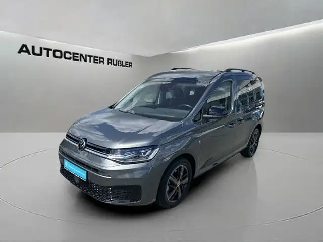 Volkswagen Caddy Life Edition AHK Rückfahrk. ACC Alcantara