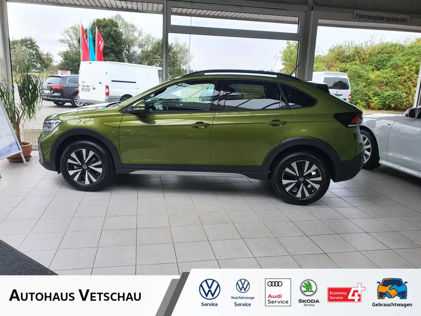 Volkswagen Taigo Life 1.0 TSI LED-Matrix/PDC/RFK/SHZ/APP-C. Groen - 1