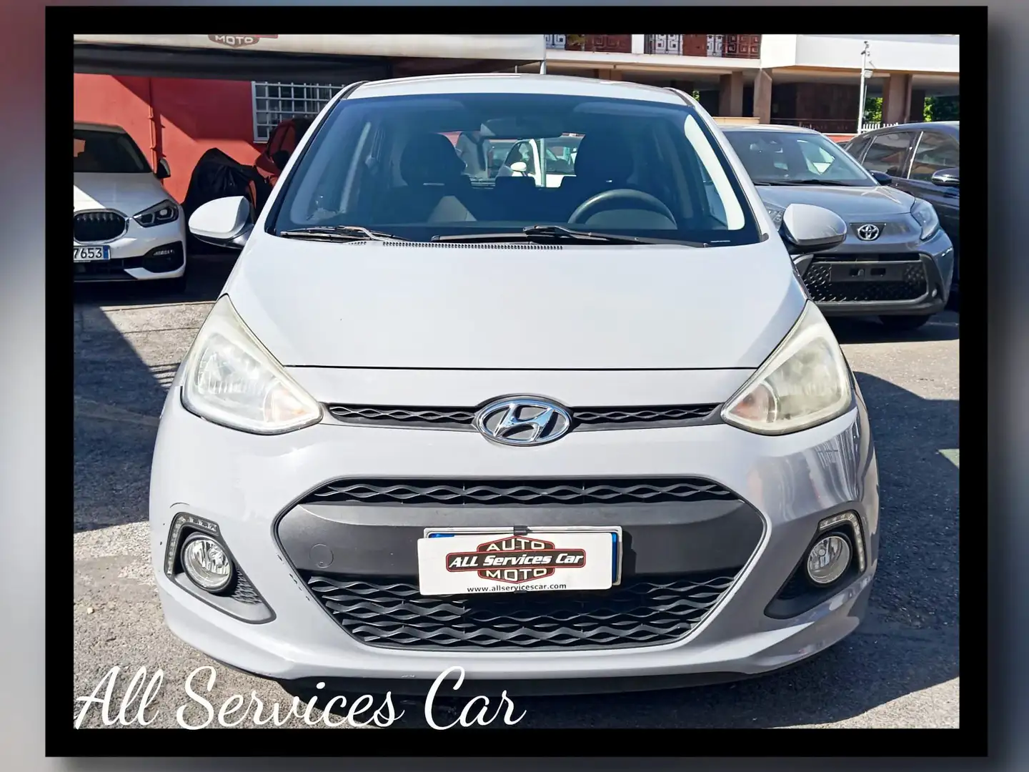 Hyundai i10 1.0  MPI Comfort 66cv Gris - 2