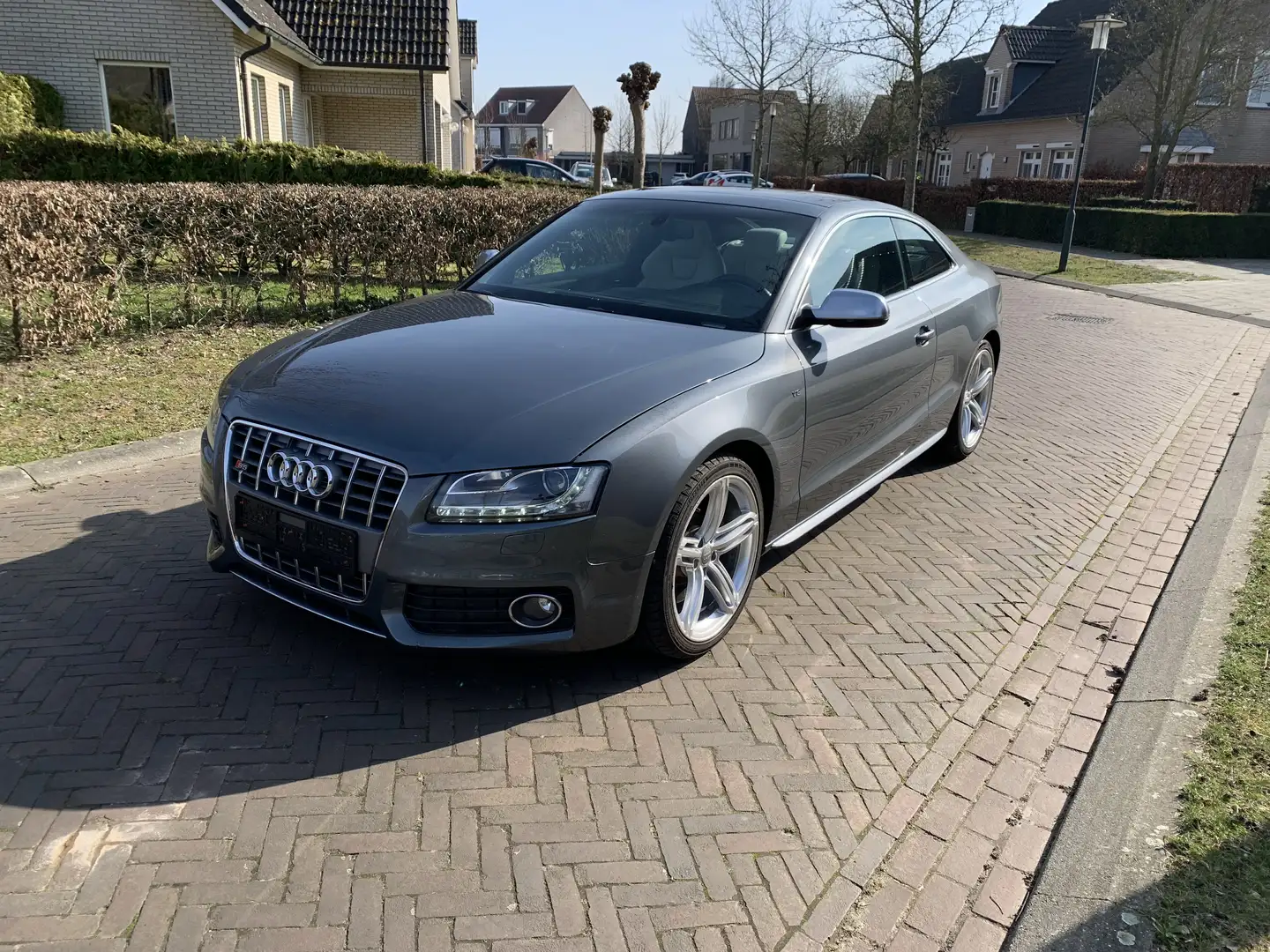 Audi S5 tiptronic - 1