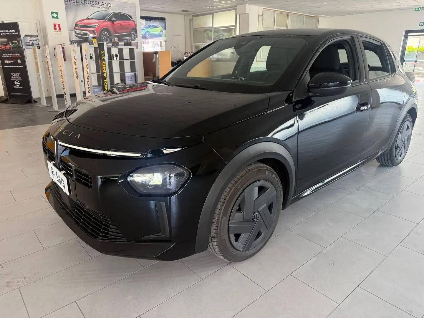 Lancia Ypsilon Hybrid e-DCT - 2