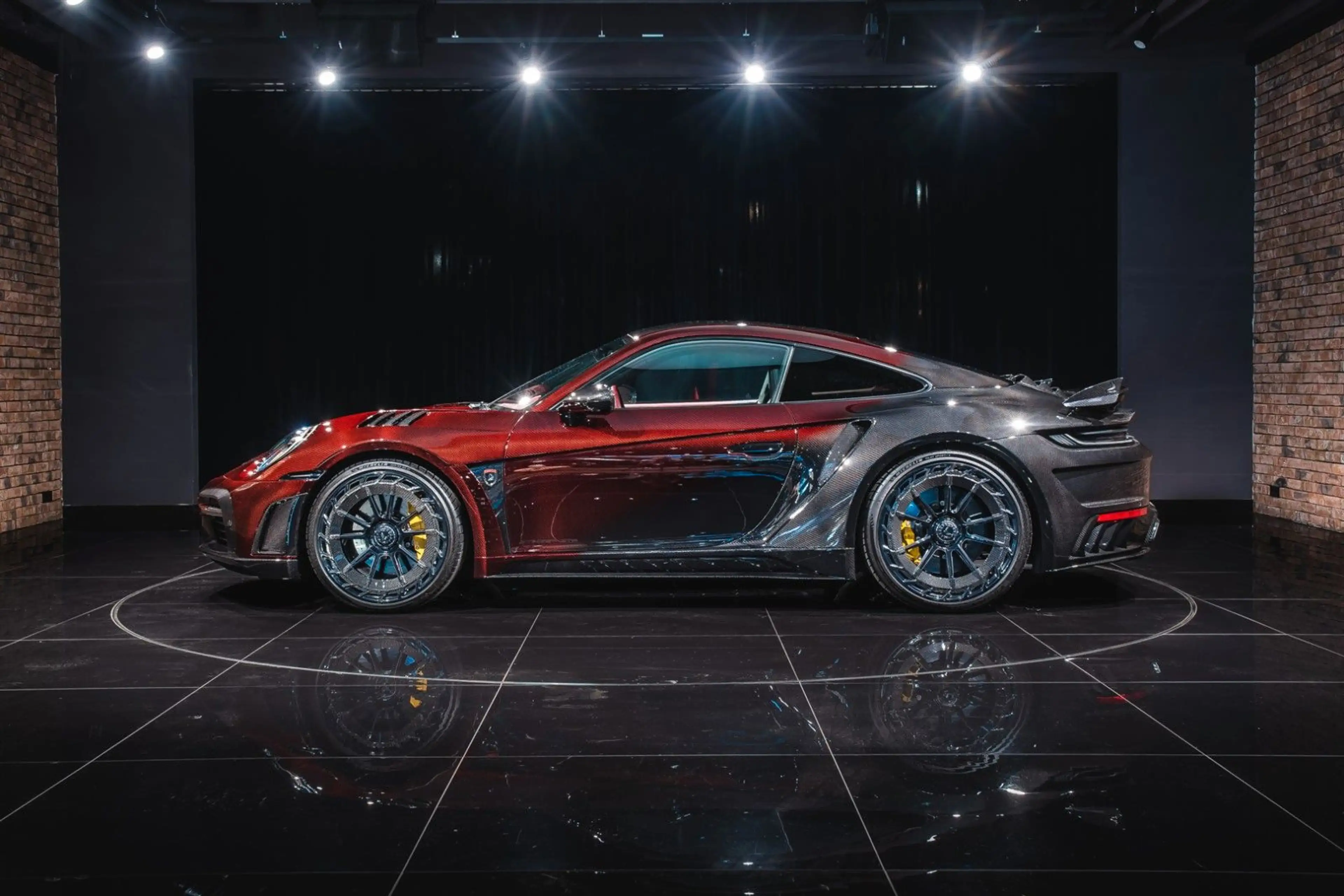 Porsche 911 Porsche 911 (992) Turbo S Stinger GTR Carbon 1/7 — photo 7