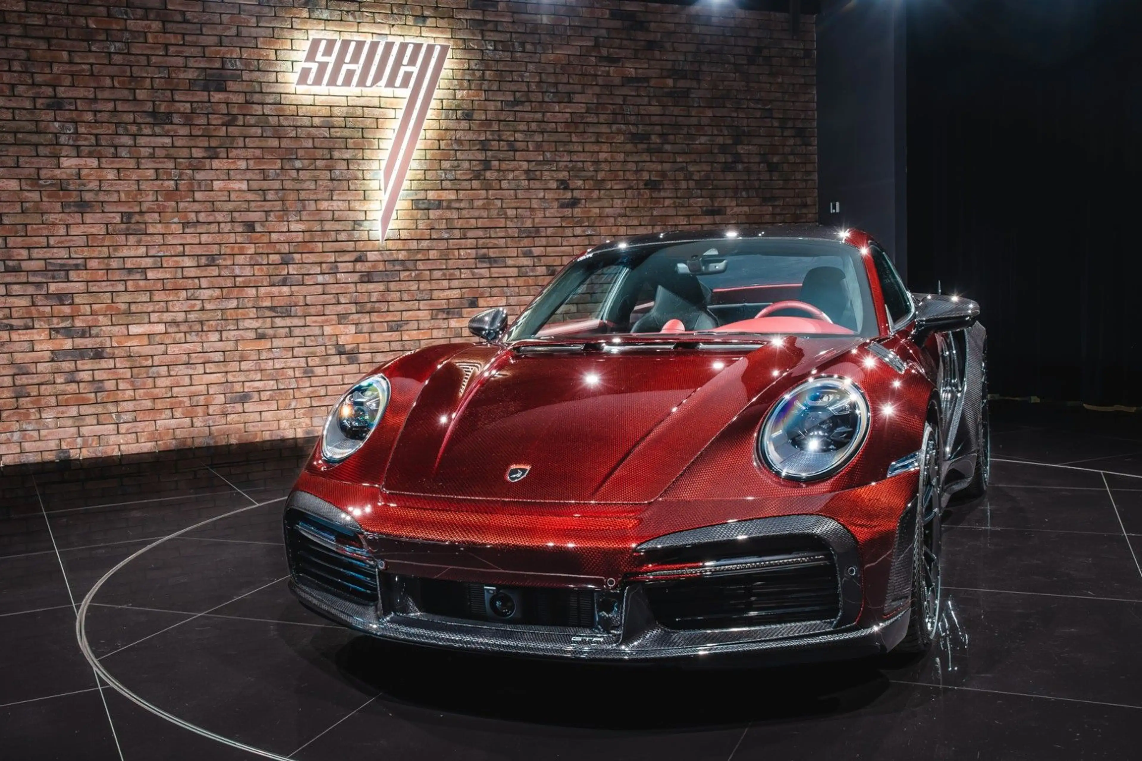 Porsche 911 Porsche 911 (992) Turbo S Stinger GTR Carbon 1/7 — photo 10